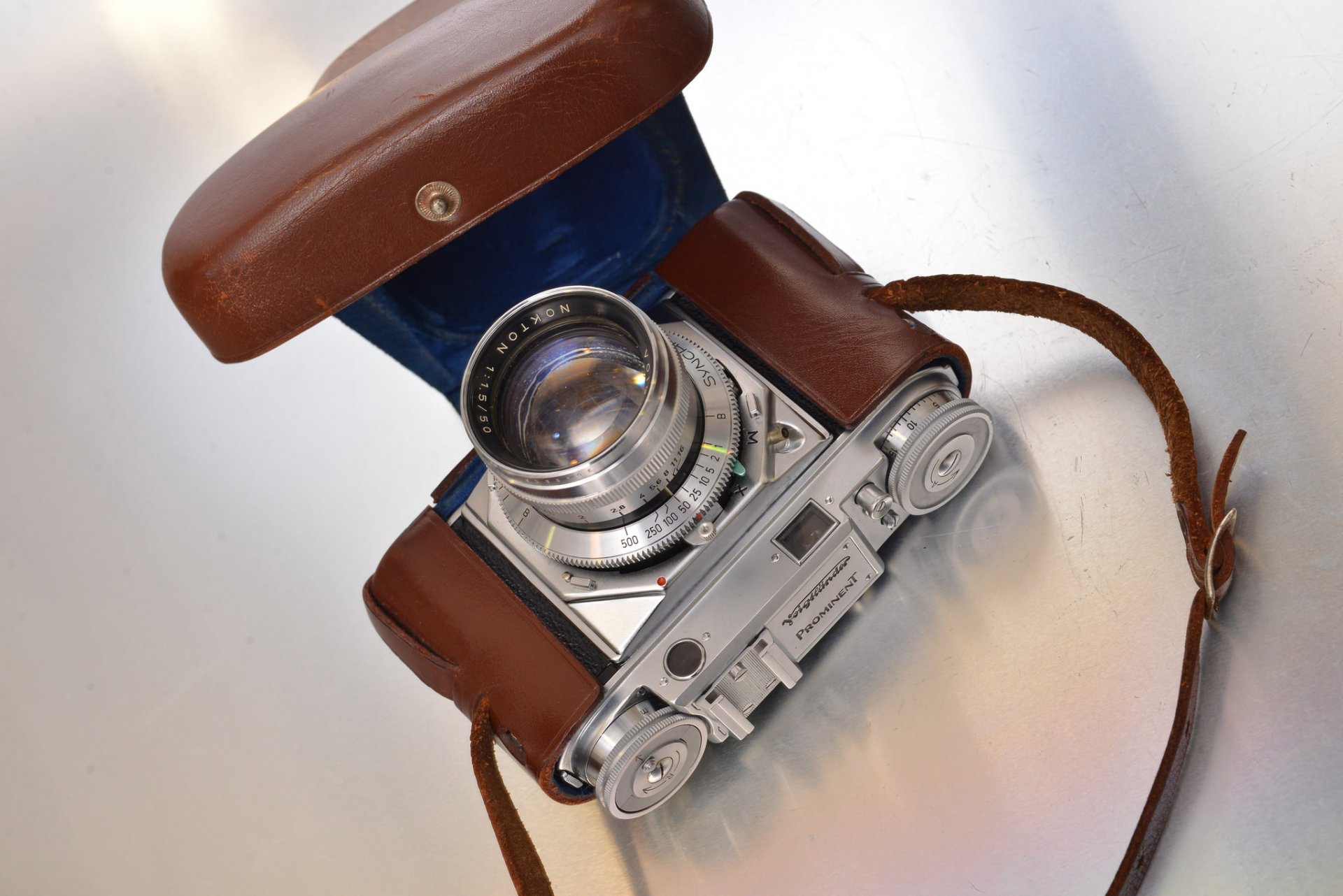 the camera voigtländer prominent close up