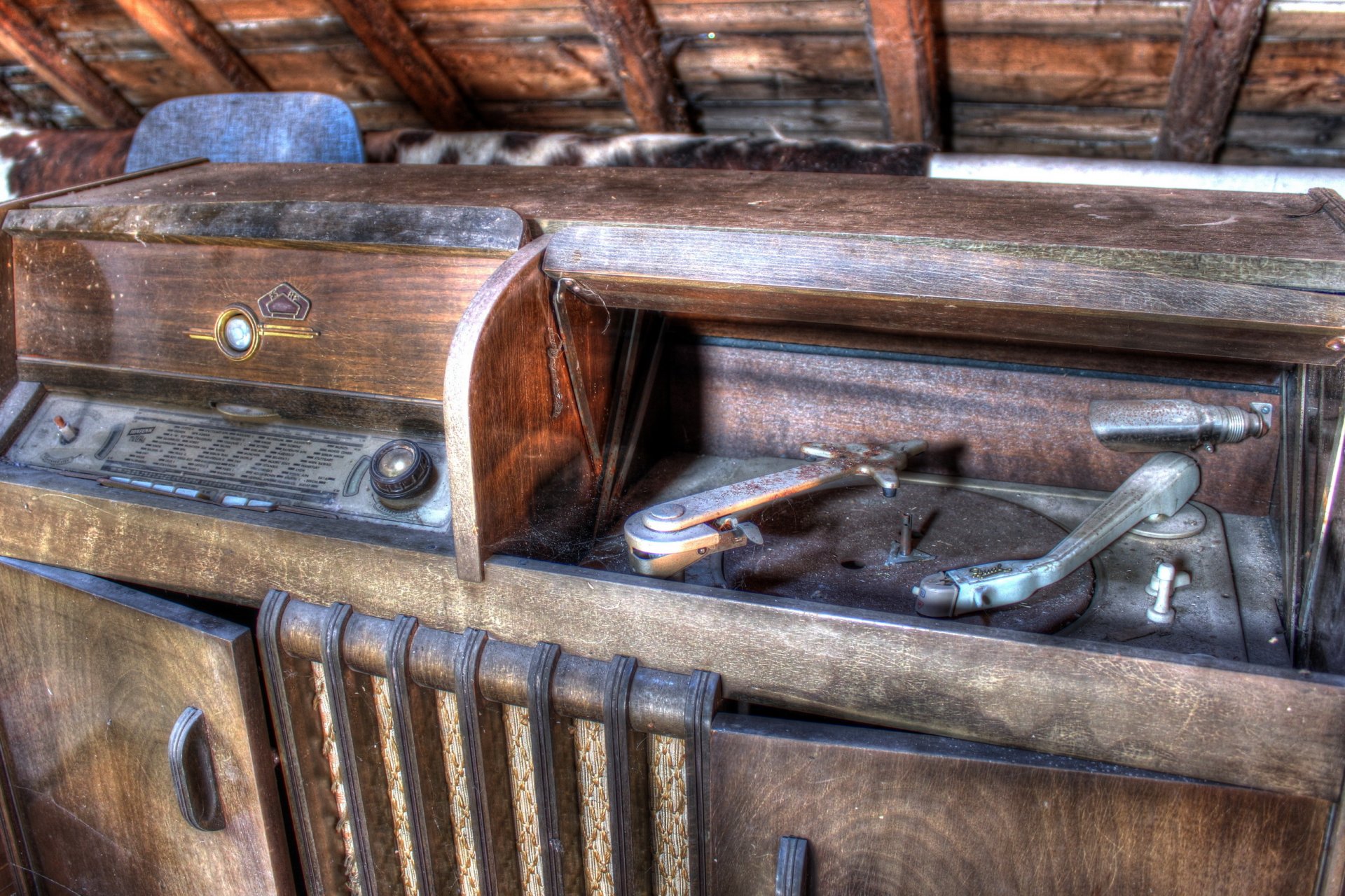 radio receiver the player