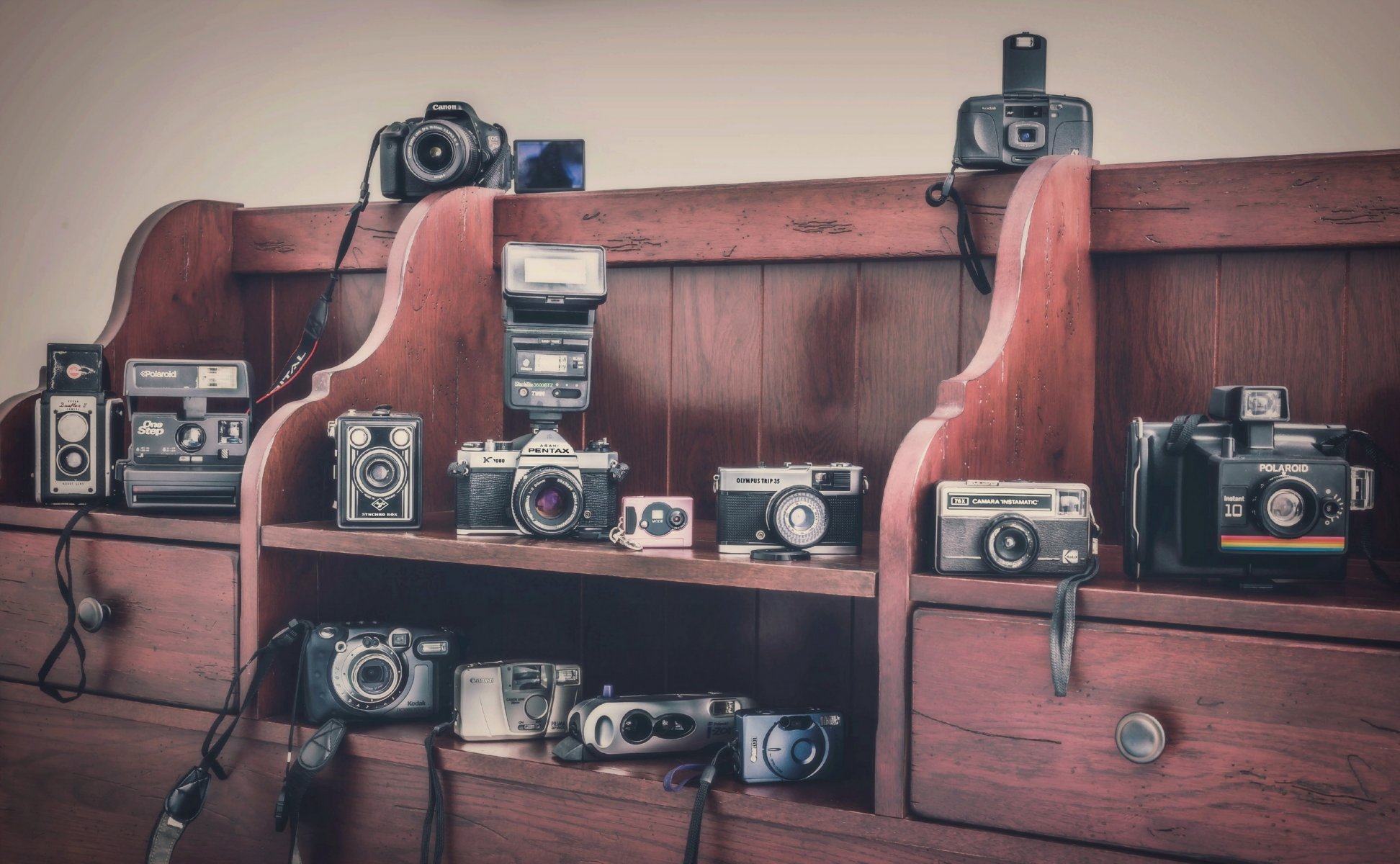 camera many background