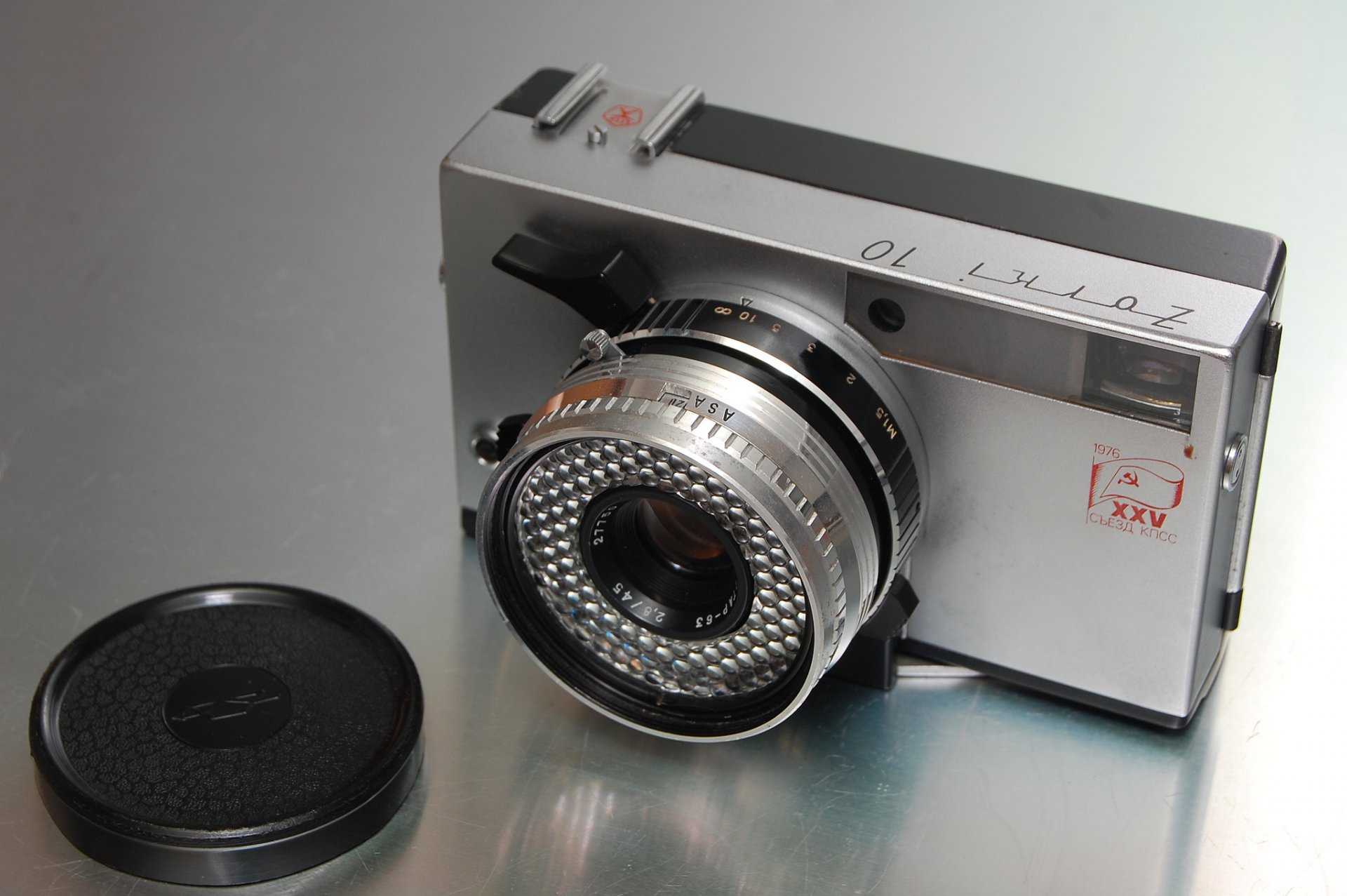 the camera zorki 10 close up