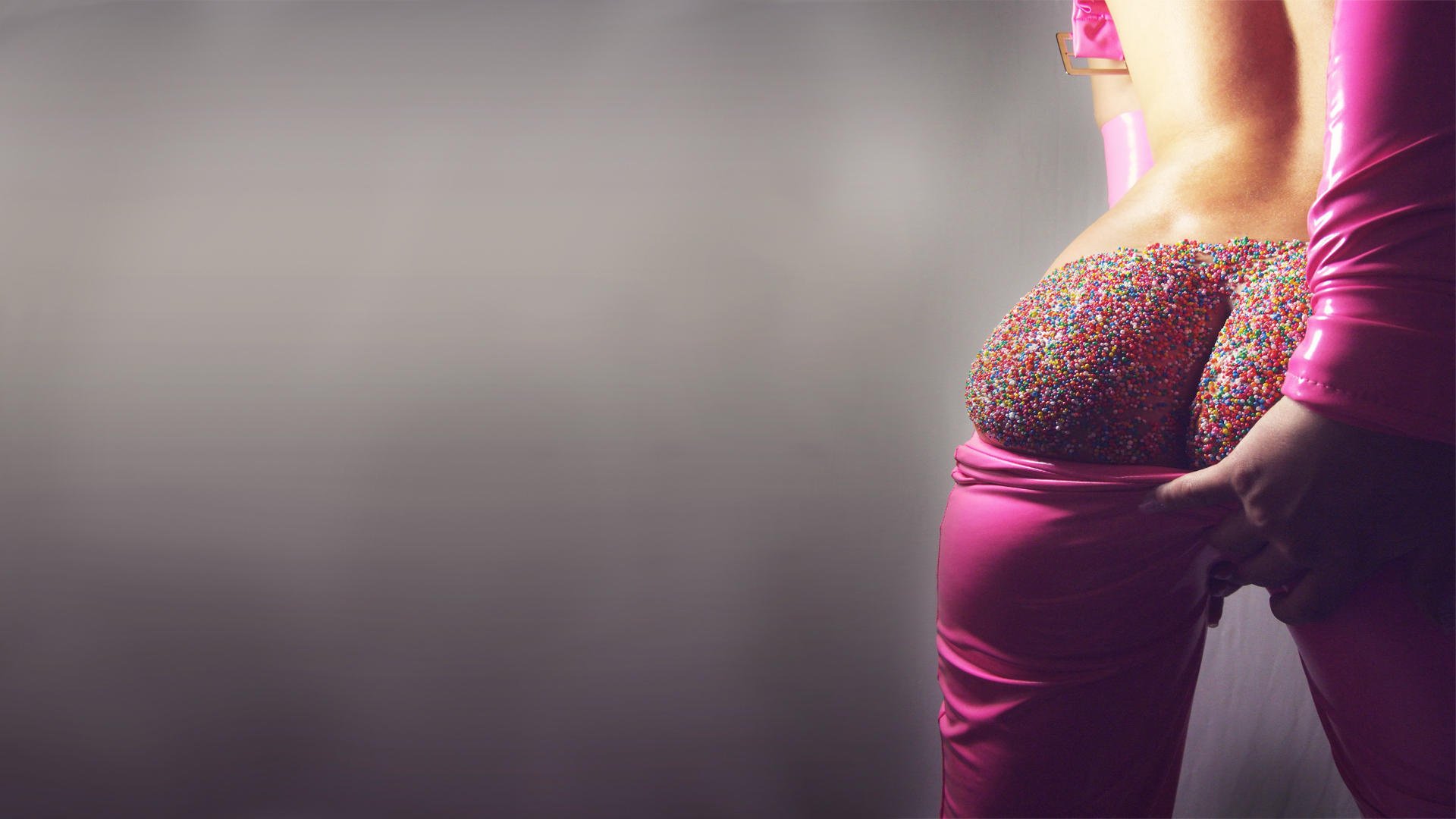 Caramel powder on the ass of the denshina