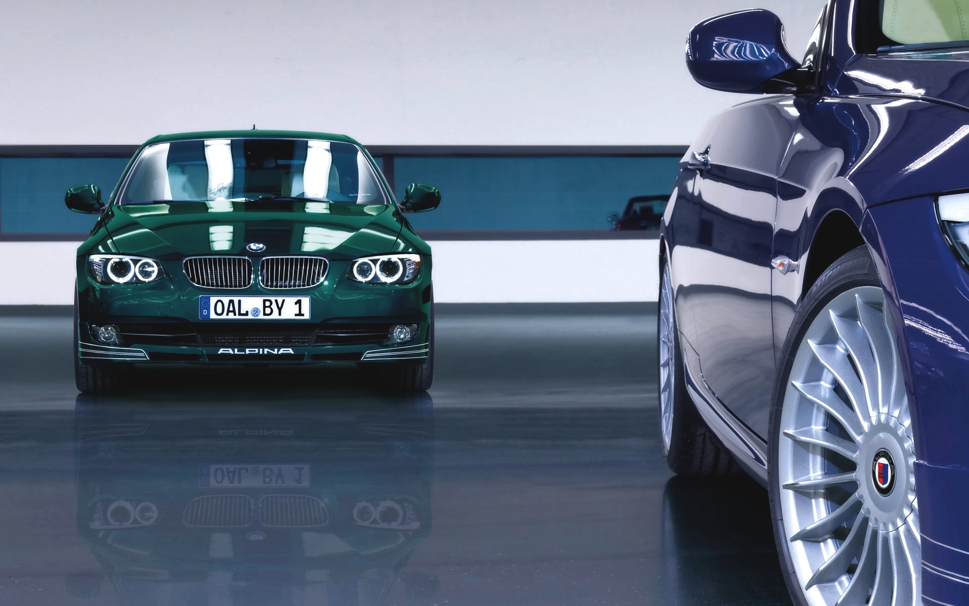 bmw 3 serie car machine green blue front light alpina reflection