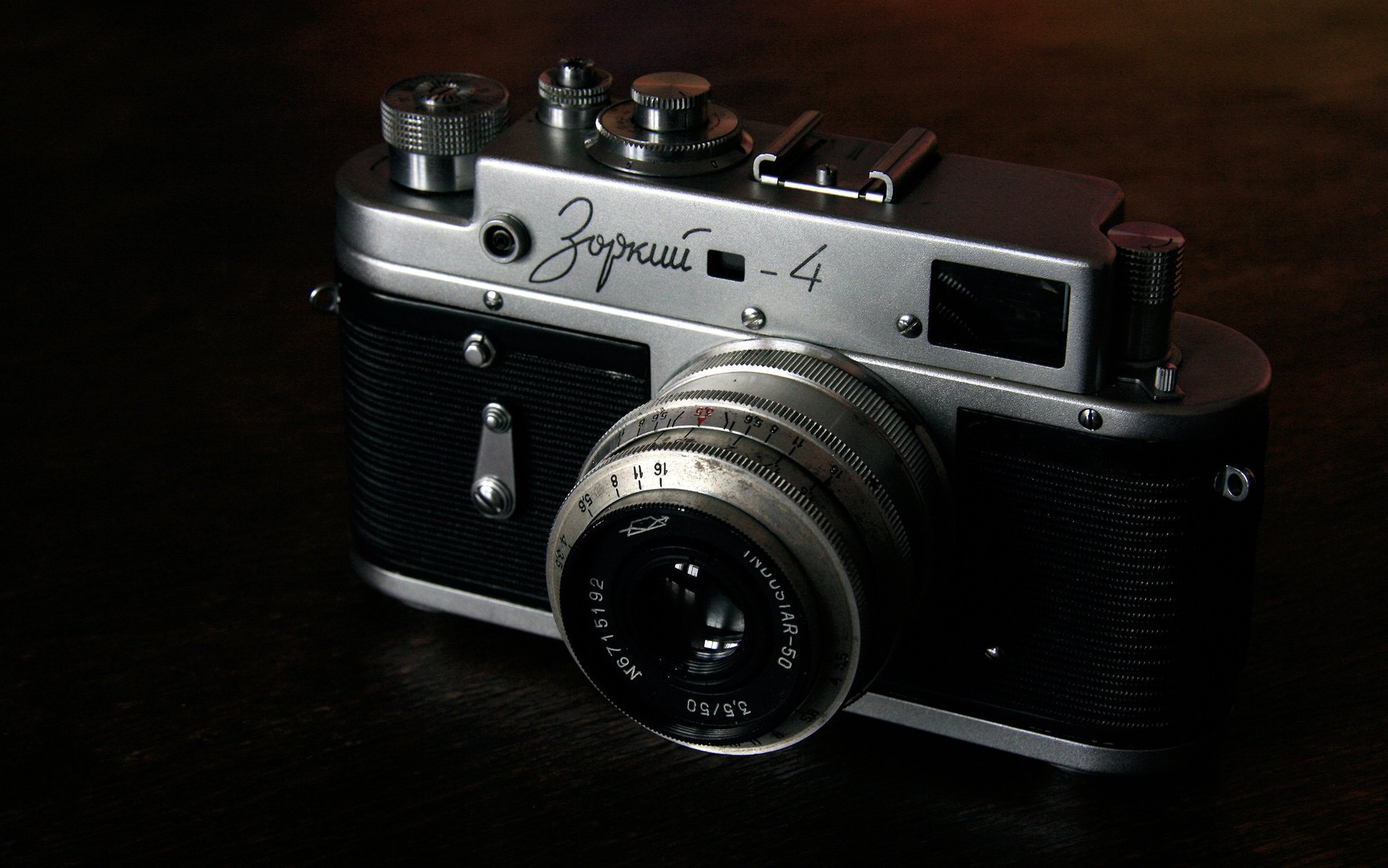 Retro Vintage Camera Sharp-sighted