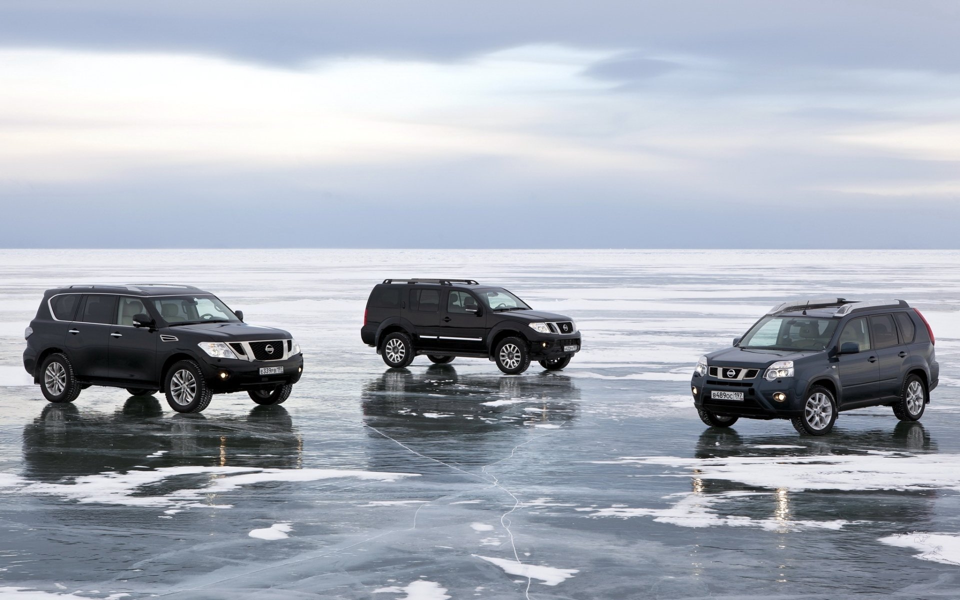 nissan patrol pathfinder x-trail x- treil ' jeep suv crossover snow lake baikal sky