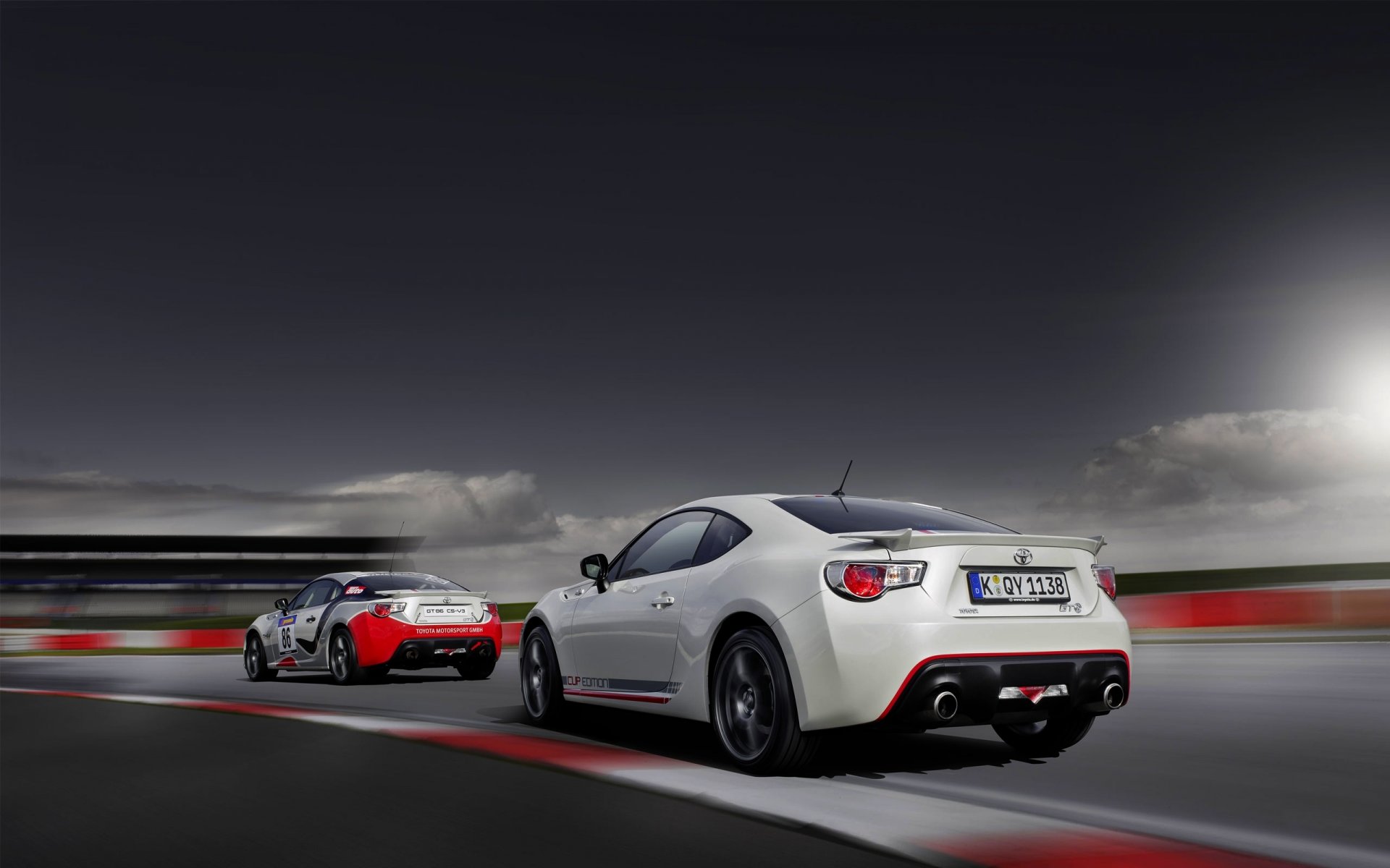 toyota gt 86 gt86 cup edition car two machine white highlight vehicles