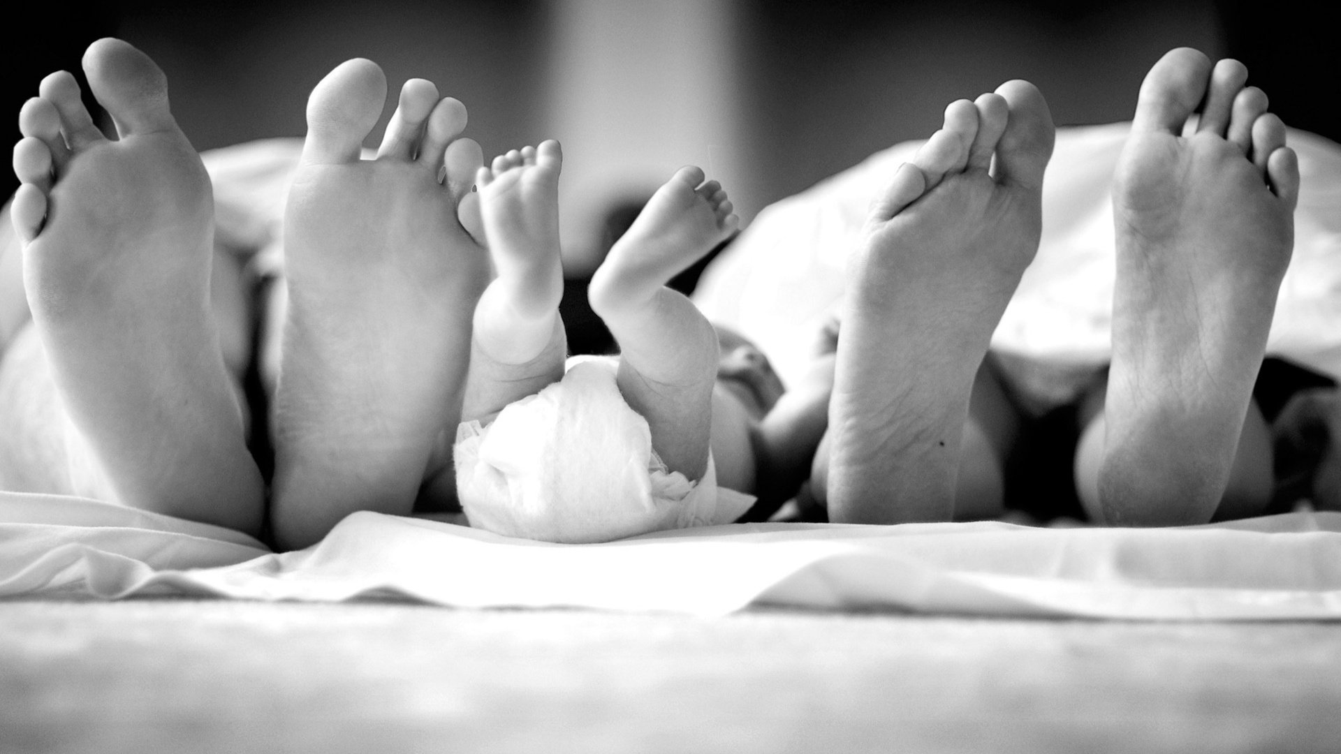 Family photo stop in gray tones