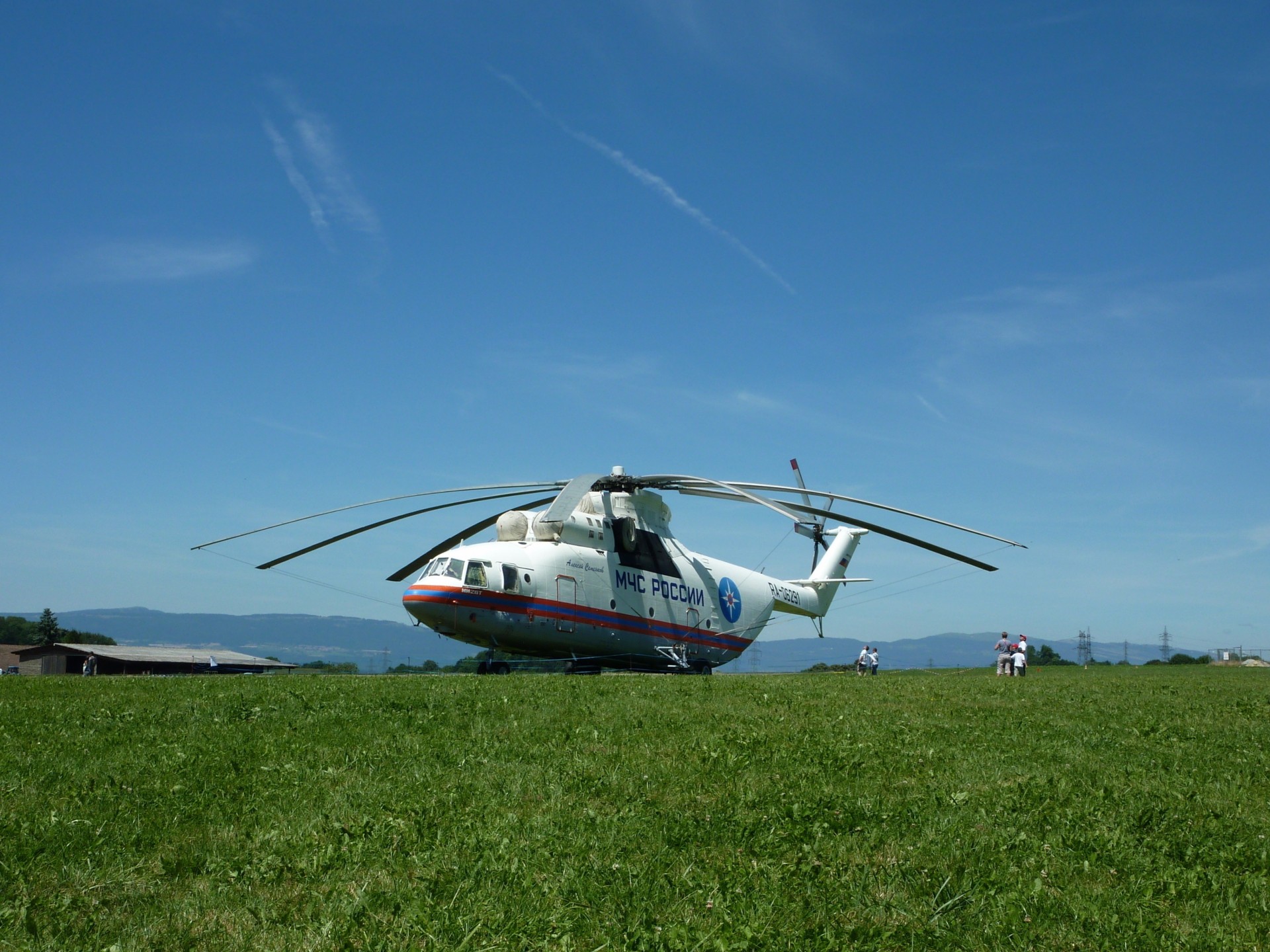 russia mi- 26 moe grass house helicopters mountain people meadow