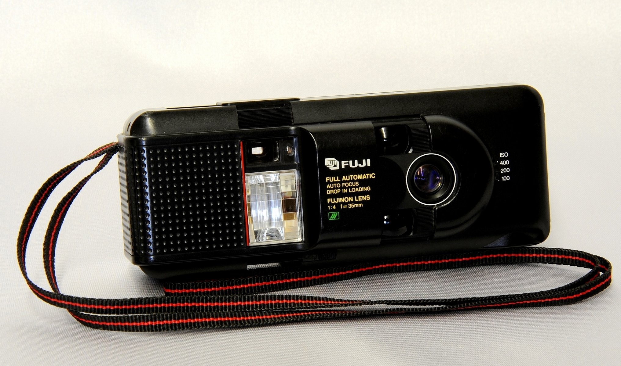 fuji dl- 50 fuji- lucia compact the camera auto focus design japan background