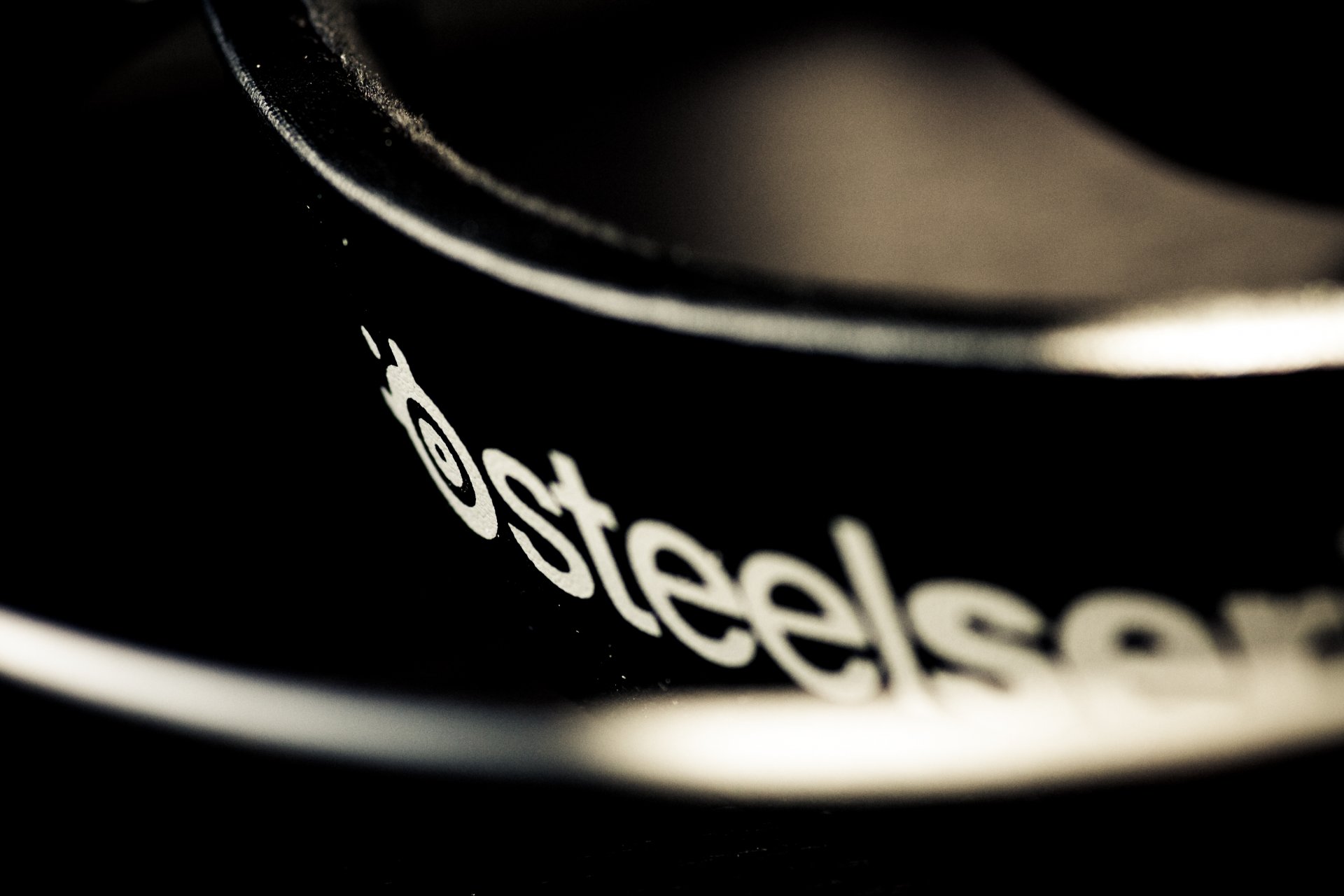 steelseries siberia v2 headset pro gaming audio black headphones stilseries sieber b2 arc