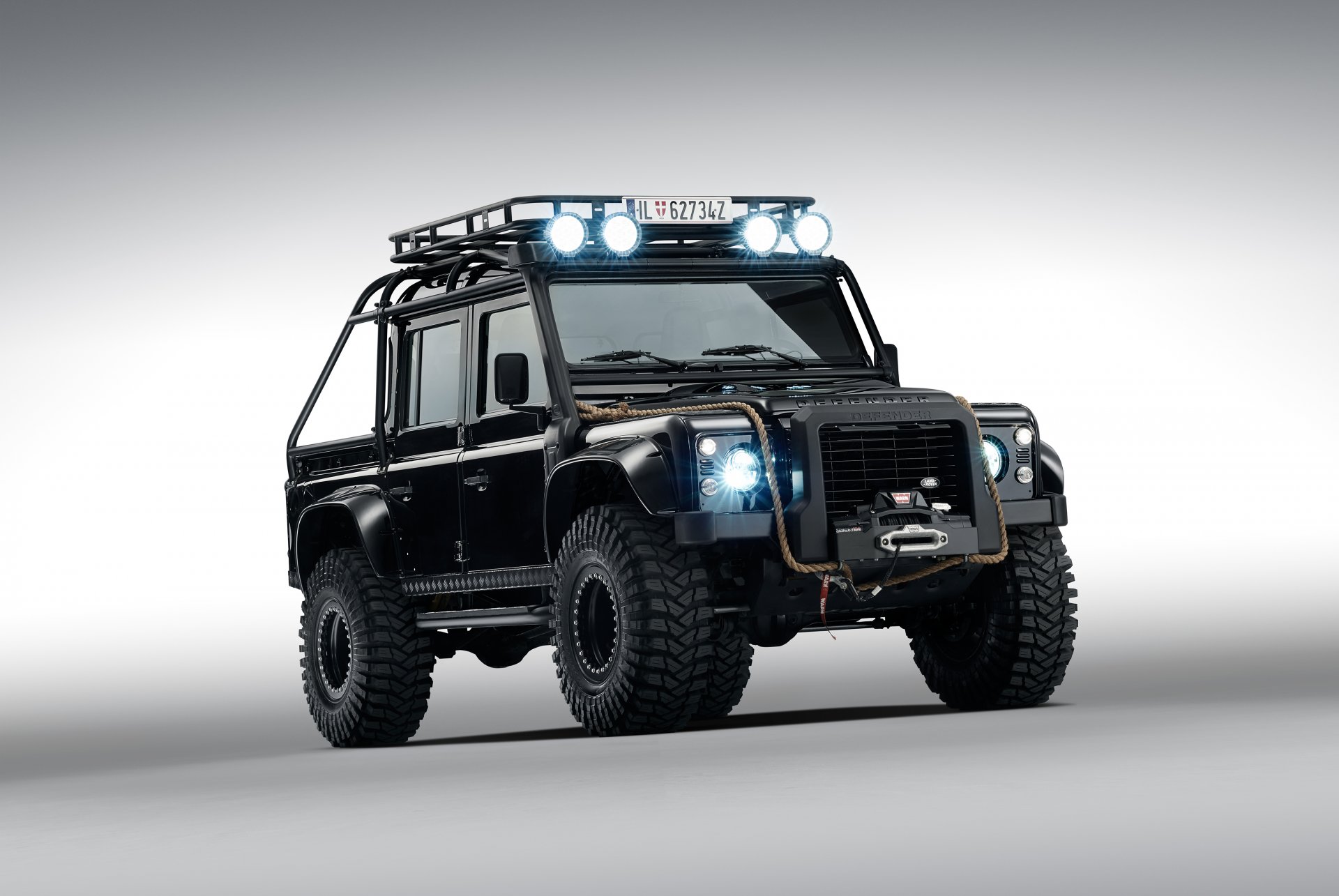 2015 land rover defender 110 007 spectre james bond defender james baud