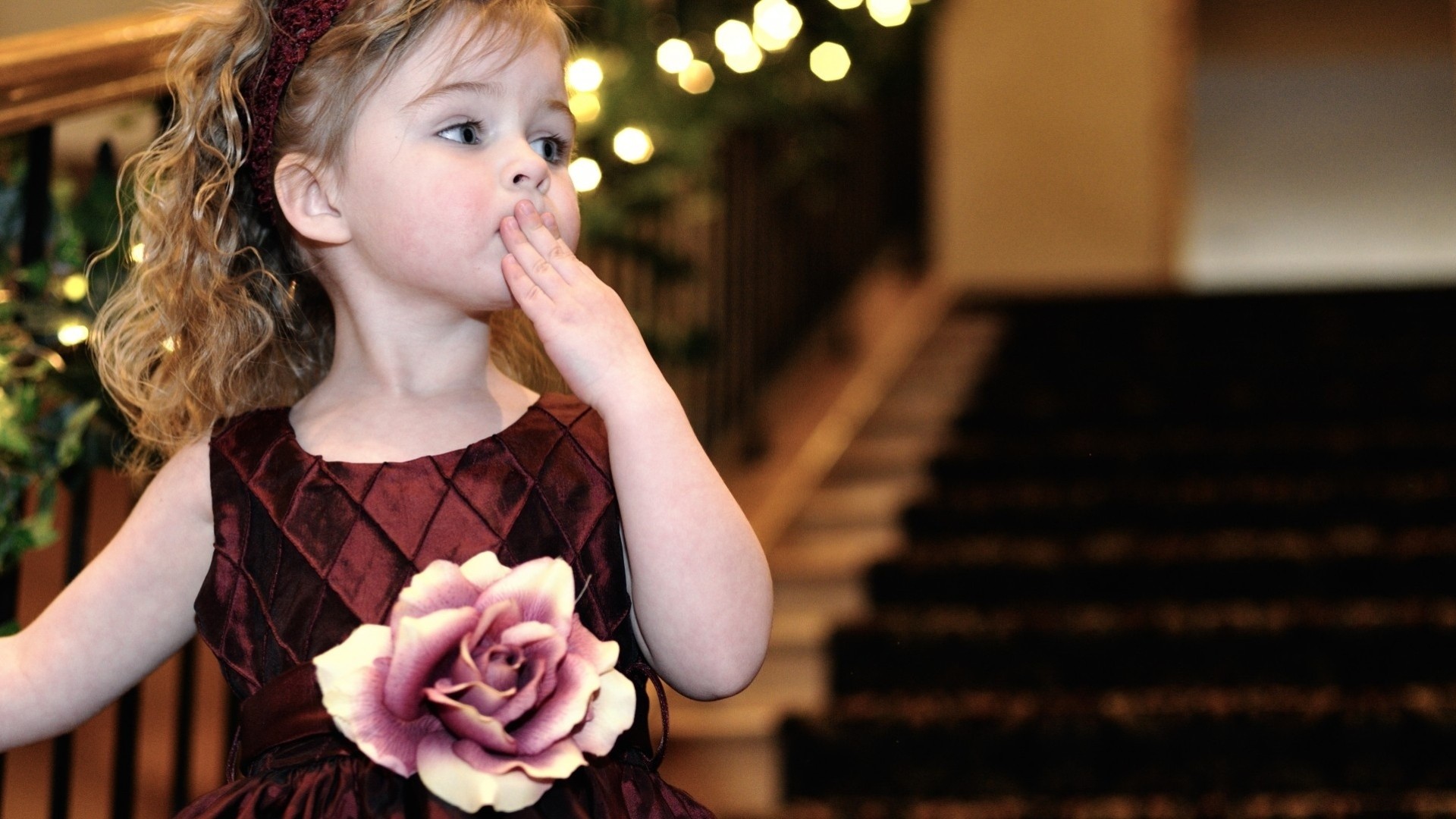 rose flower girl children curls dress kiss stairs
