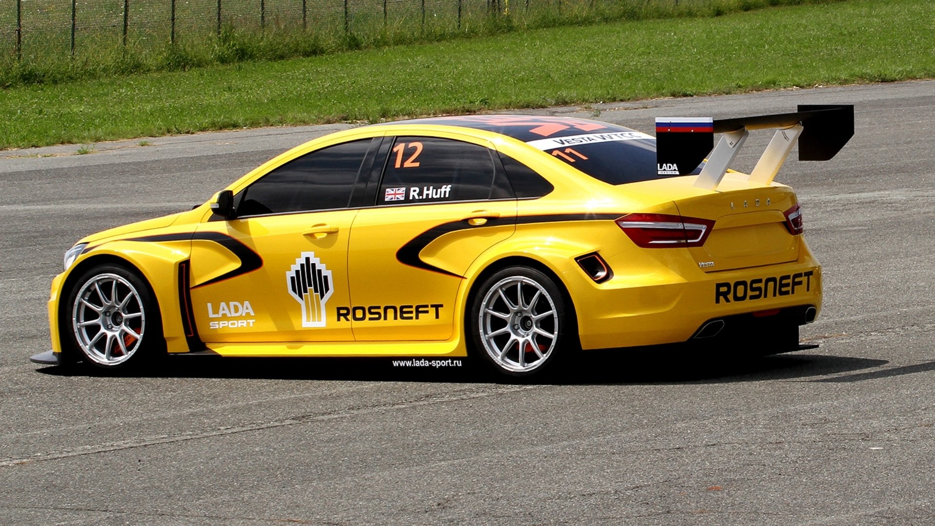 lada west vesta wcc sports sport car concept