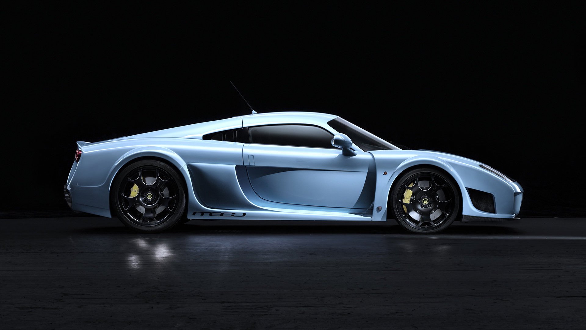 noble m600 blue section background drives