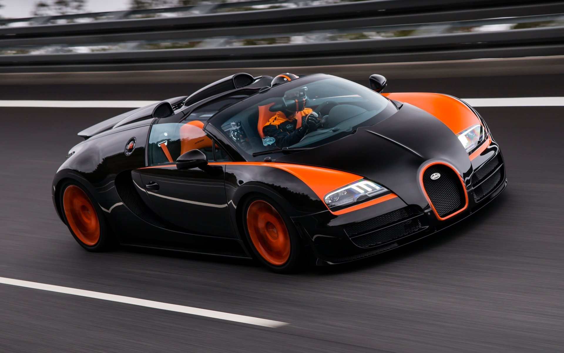 bugatti 16.4 veyron grand sport vitesse world record car edition supercar hypercar front raceway