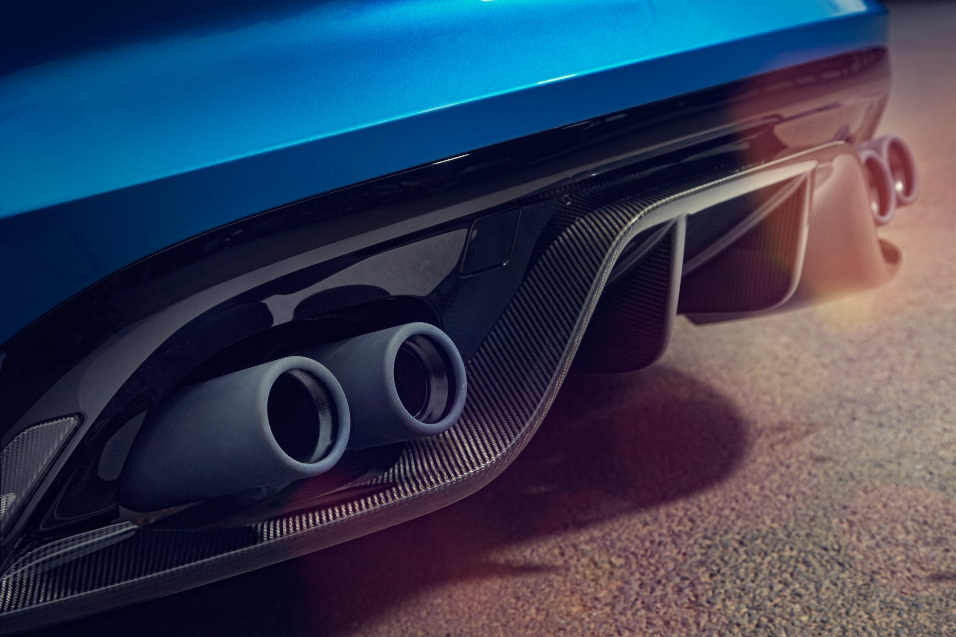 jaguar project 7 concept car back of of the tube exhaust