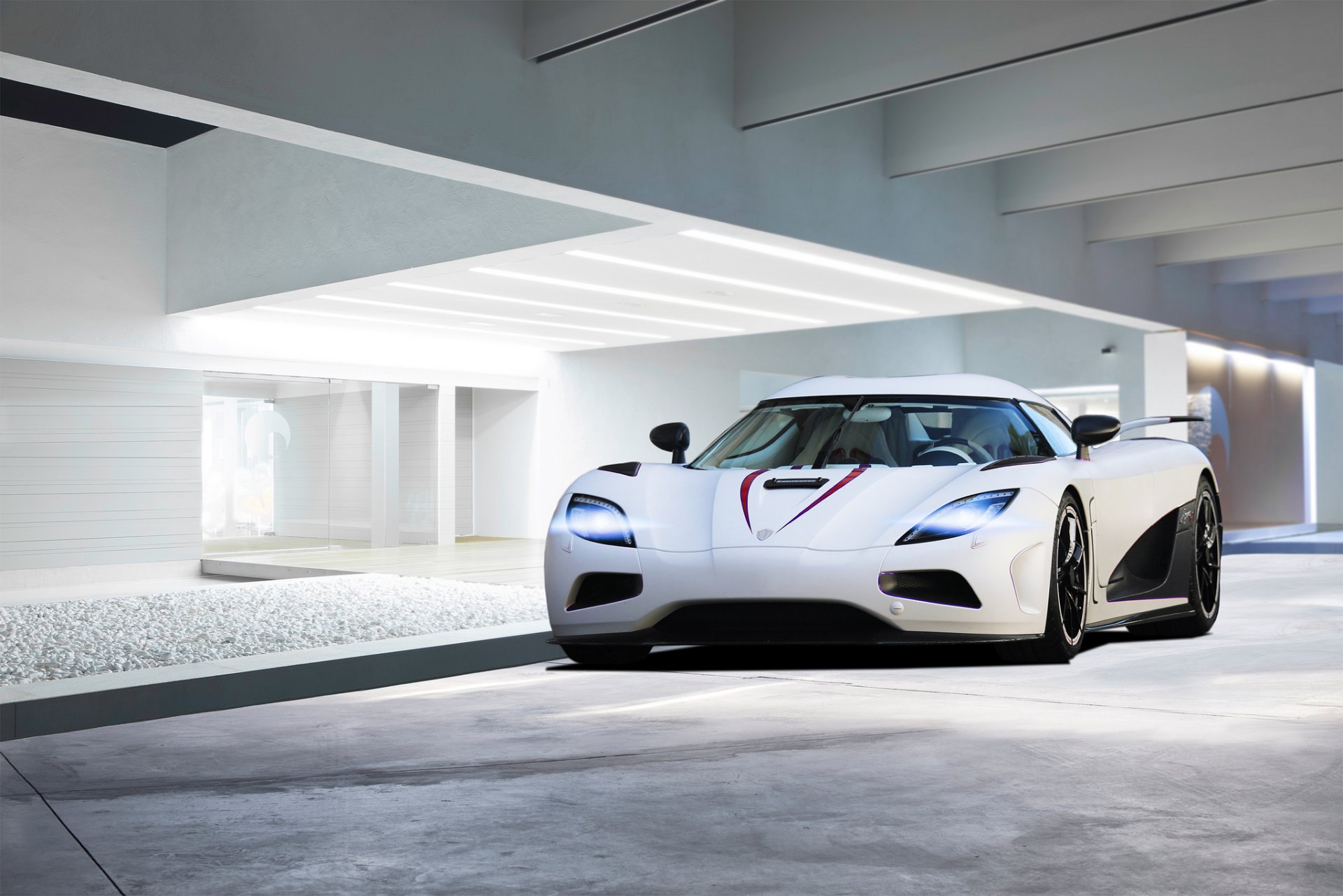 koenigsegg agera r front white kenigseg building reflections