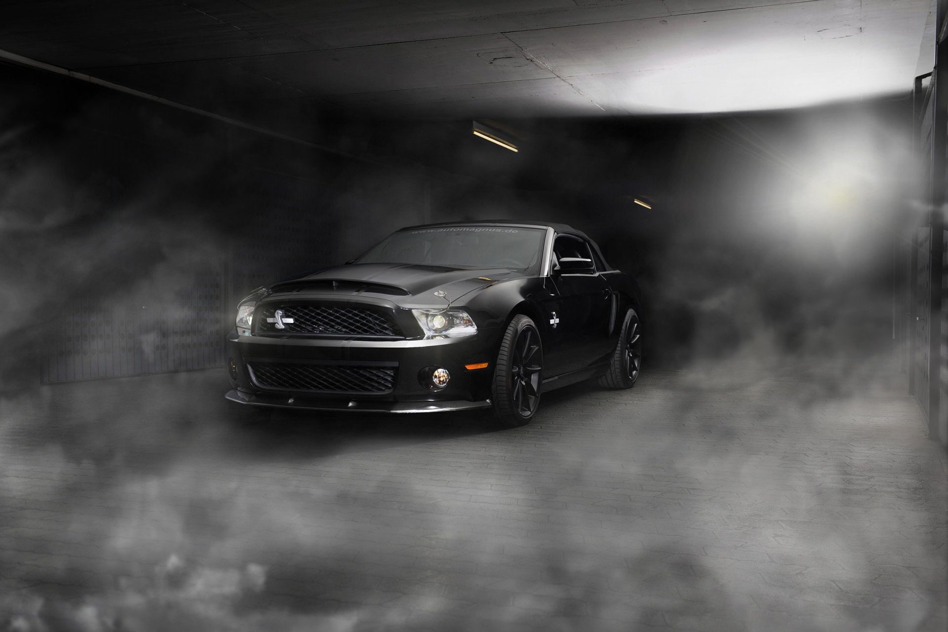 ford mustang shelby gt500 super snake muscle car front convertible paving light highlight smoke