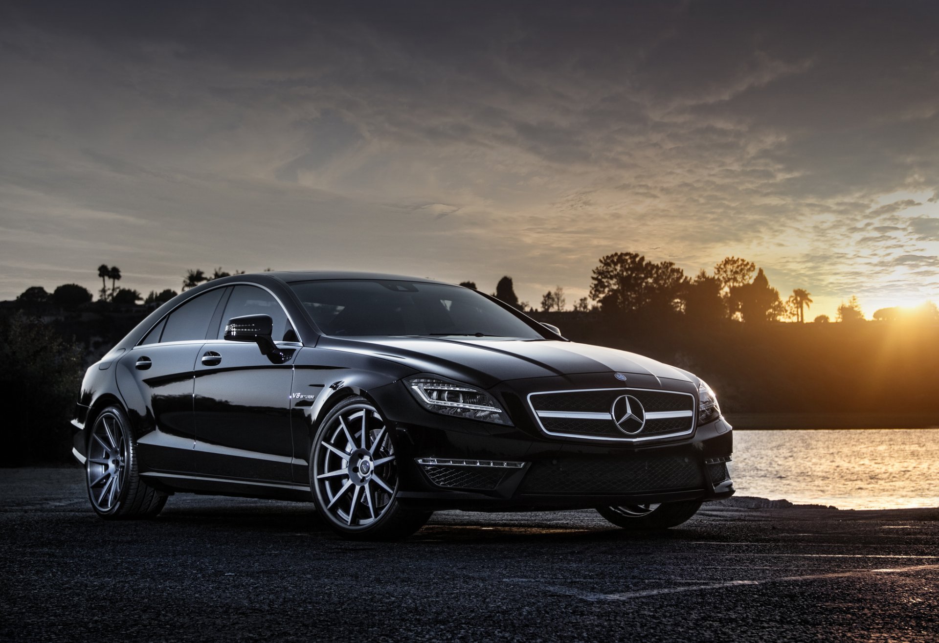 mercedes-benz cls-klasse w218 cls 63 amg black front sunset sun highlight