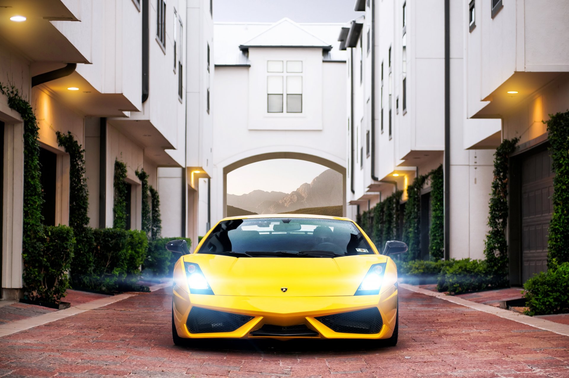 lamborghini gallardo superleggera yellow superlegera building garages paving highlight