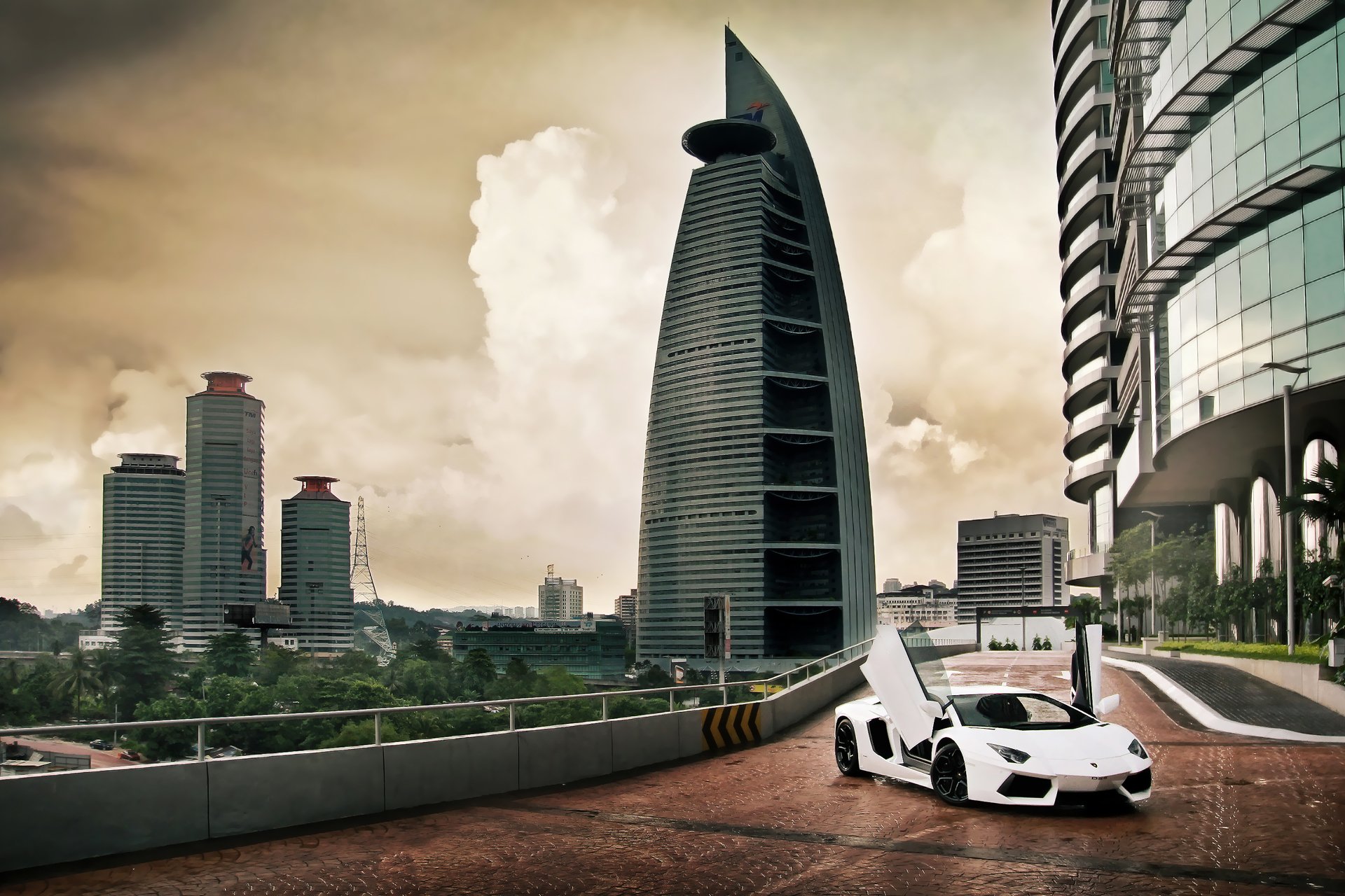 lamborghini aventador lp700-4 malaysia town kuala lumpur doors up sky clouds