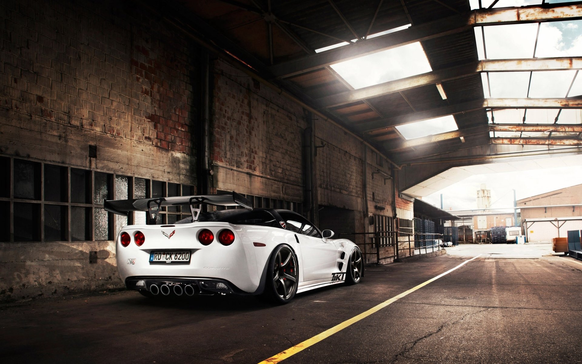 chevrolet corvette zr1 tikt tripple-x c6 supercar rear view tuning roof sky