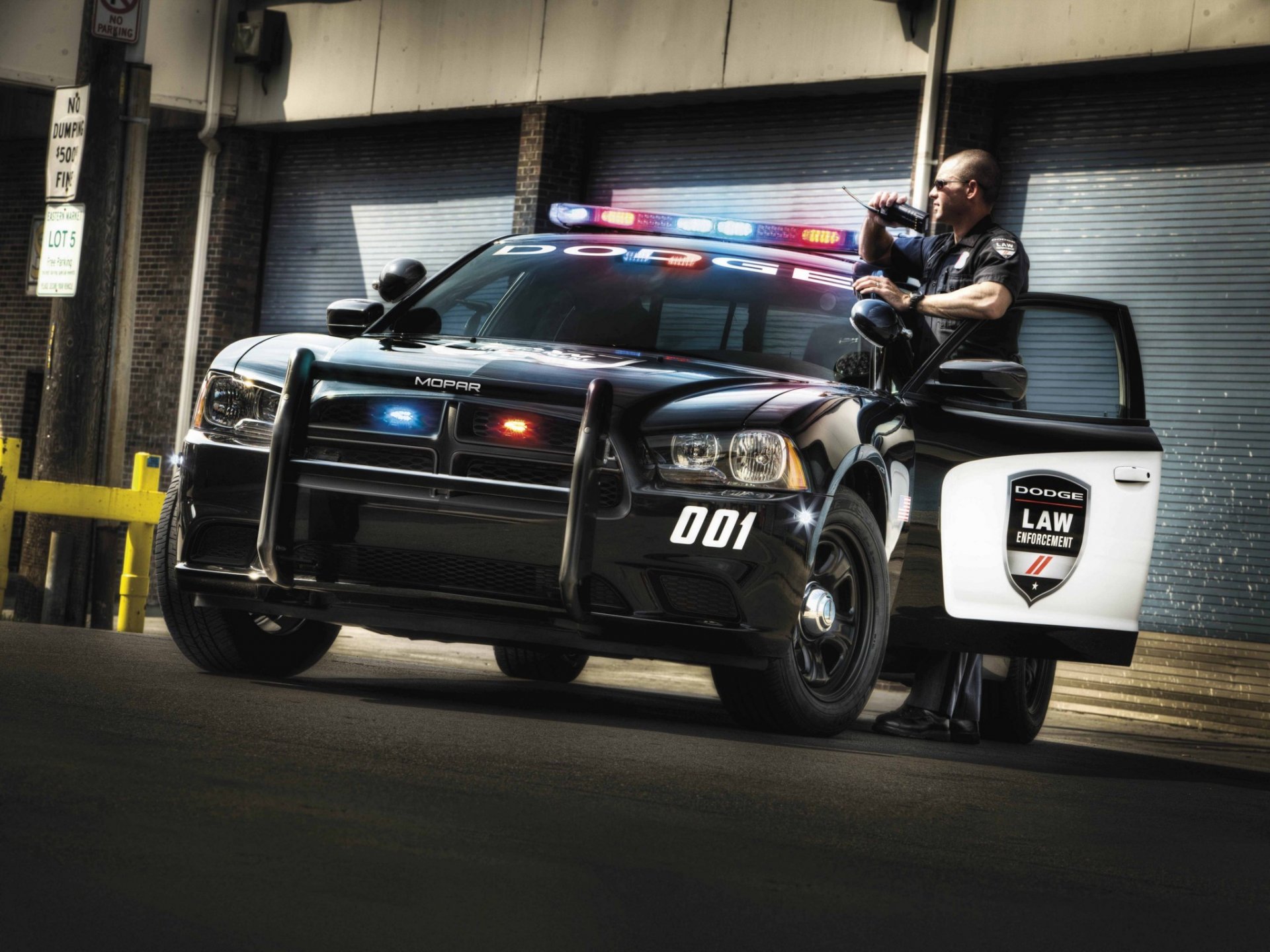 dodge charger pursuit law enforcement chardzher police flashing beacons radio
