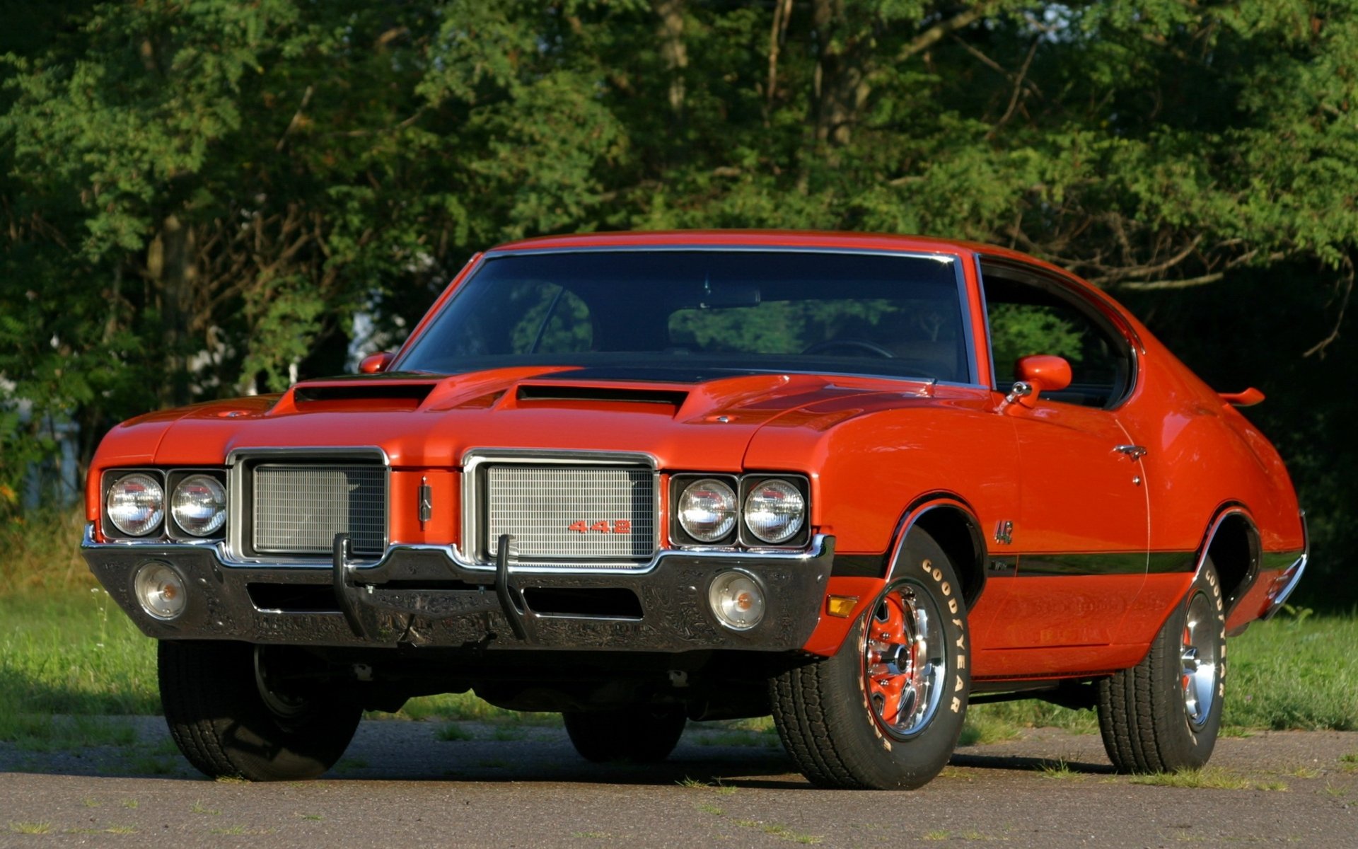 oldsmobile cutlass w- 30 hardtop coupe 1972 kutlass orange front muscle car tree background
