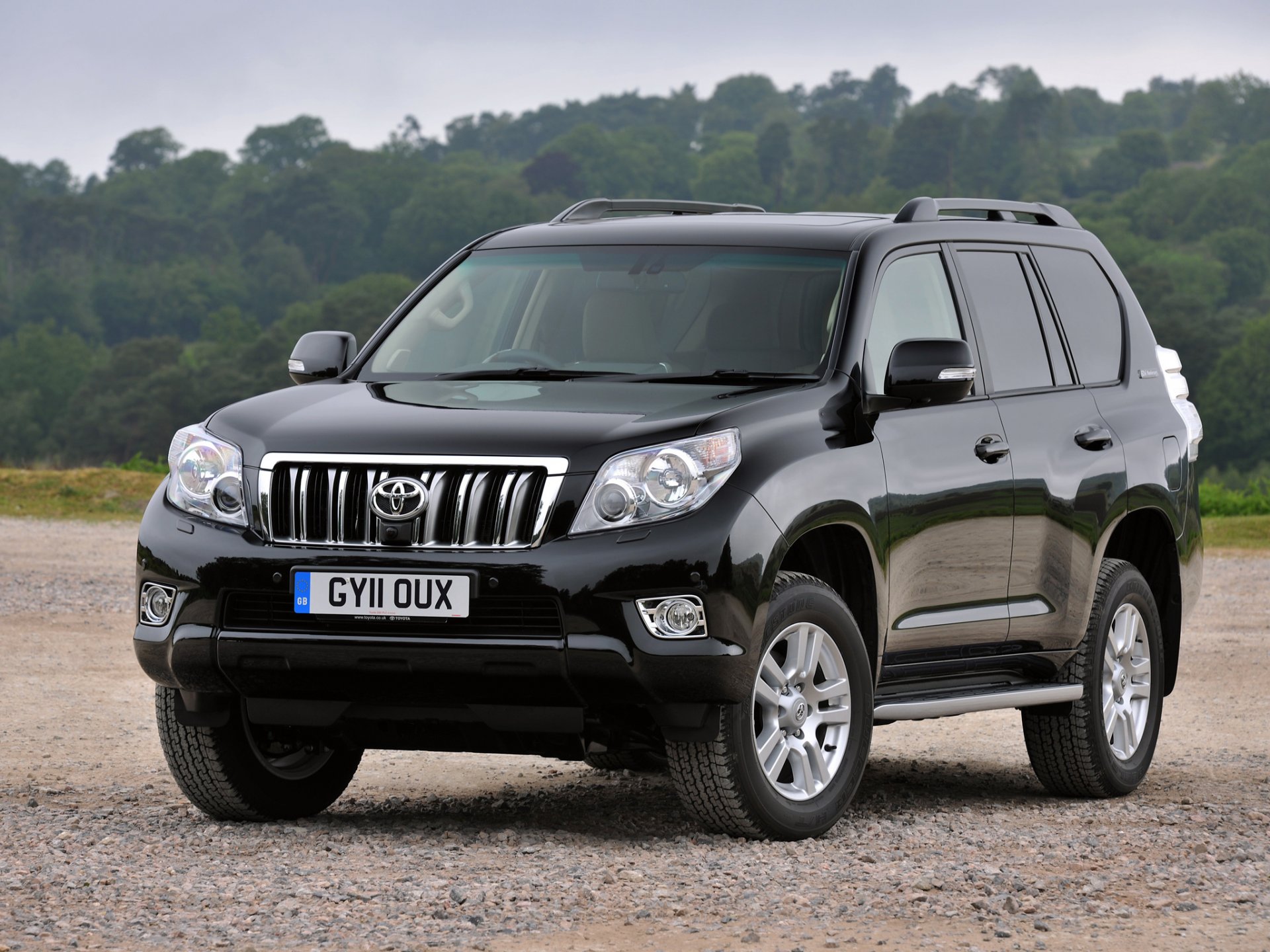 tlc prado toyota land cruiser prado uk-spec prada suv jeep wallpaper