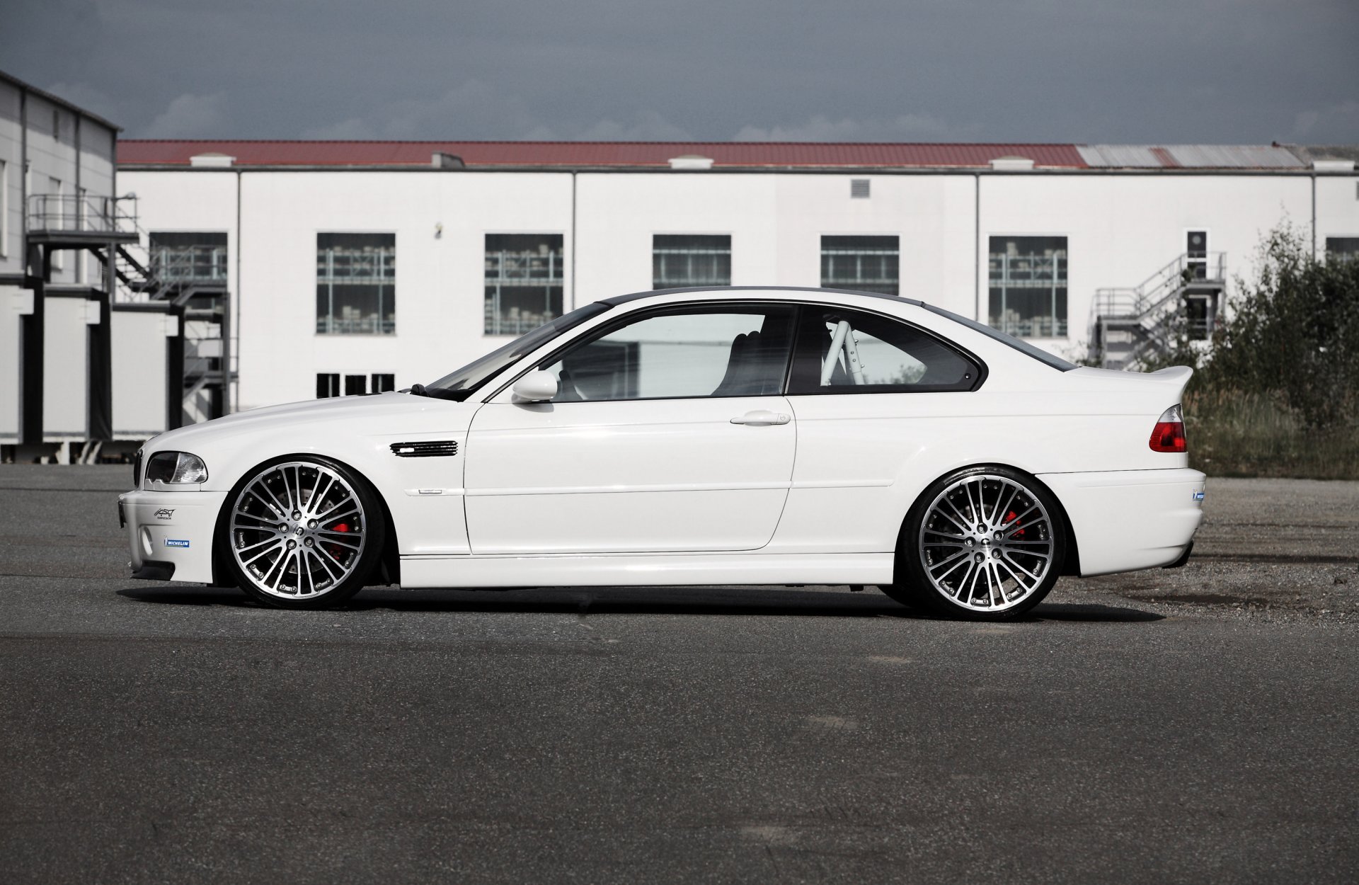 bmw m3 e46 white g-power section tuning mr. paver drives building sky clouds