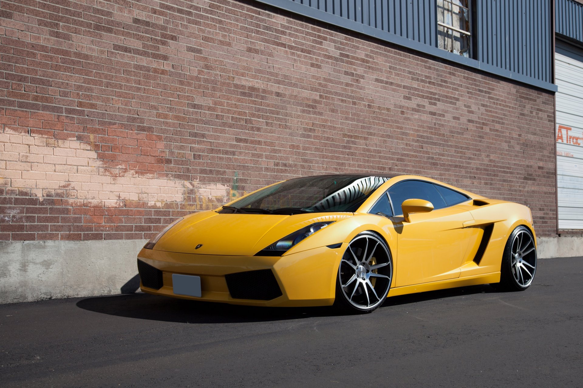 lamborghini gallardo lp560-4 yellow a side view windshield otbleks