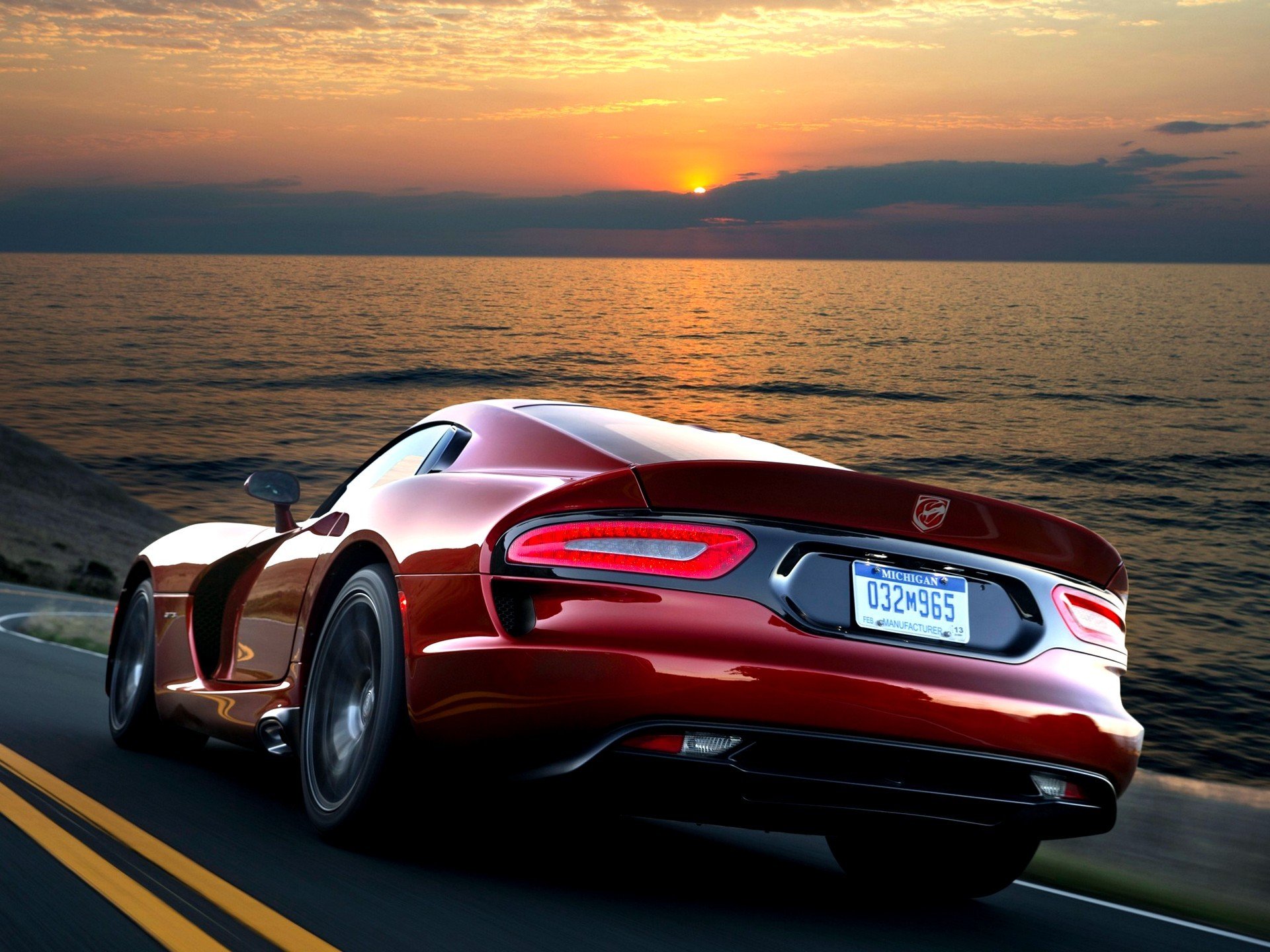 car wallpapers red dodge viper gts srt 2012 speed vehicles back of night