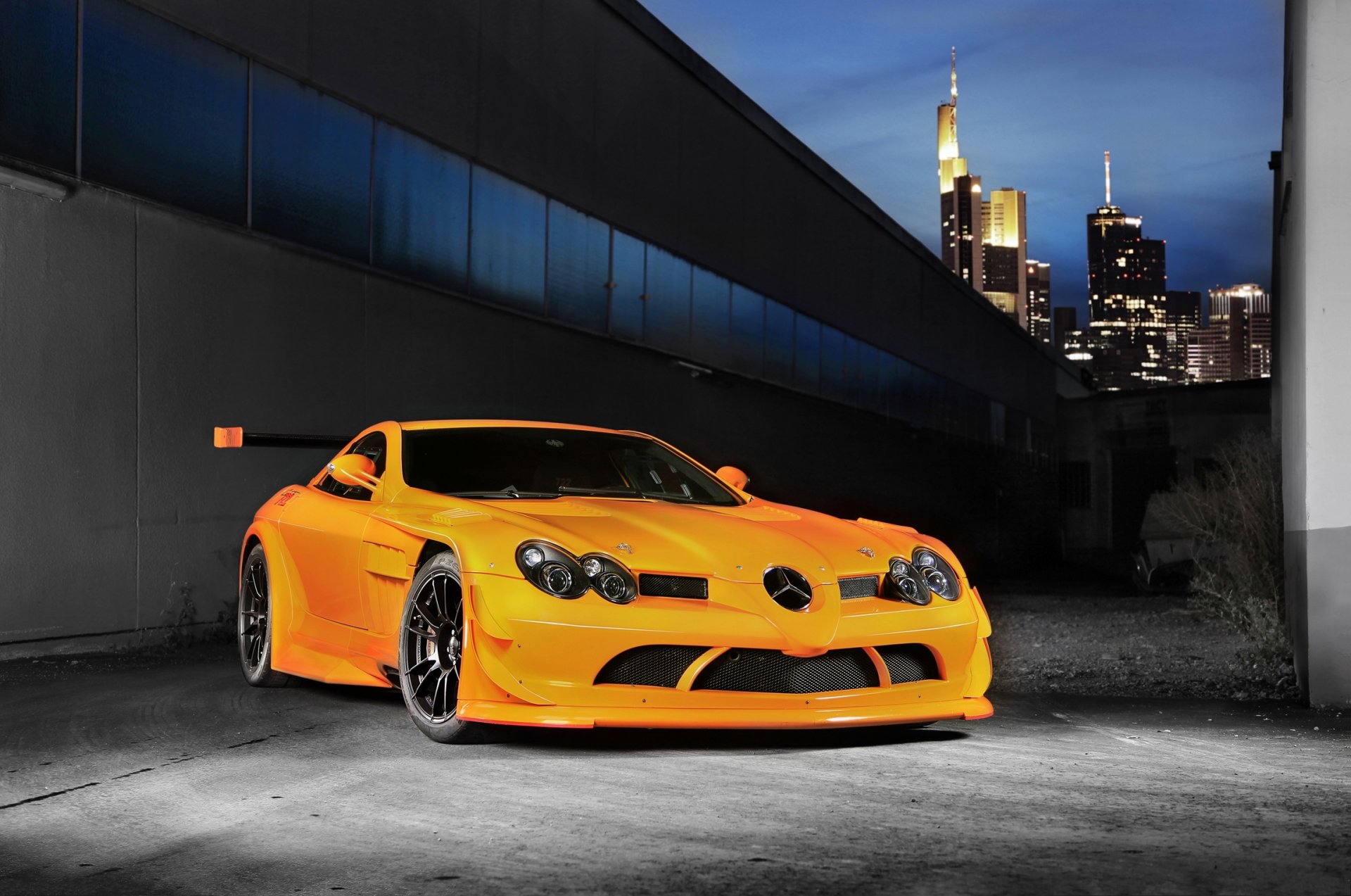mercedes benz slr mclaren orange mercedes-benz wing sky skyscraper