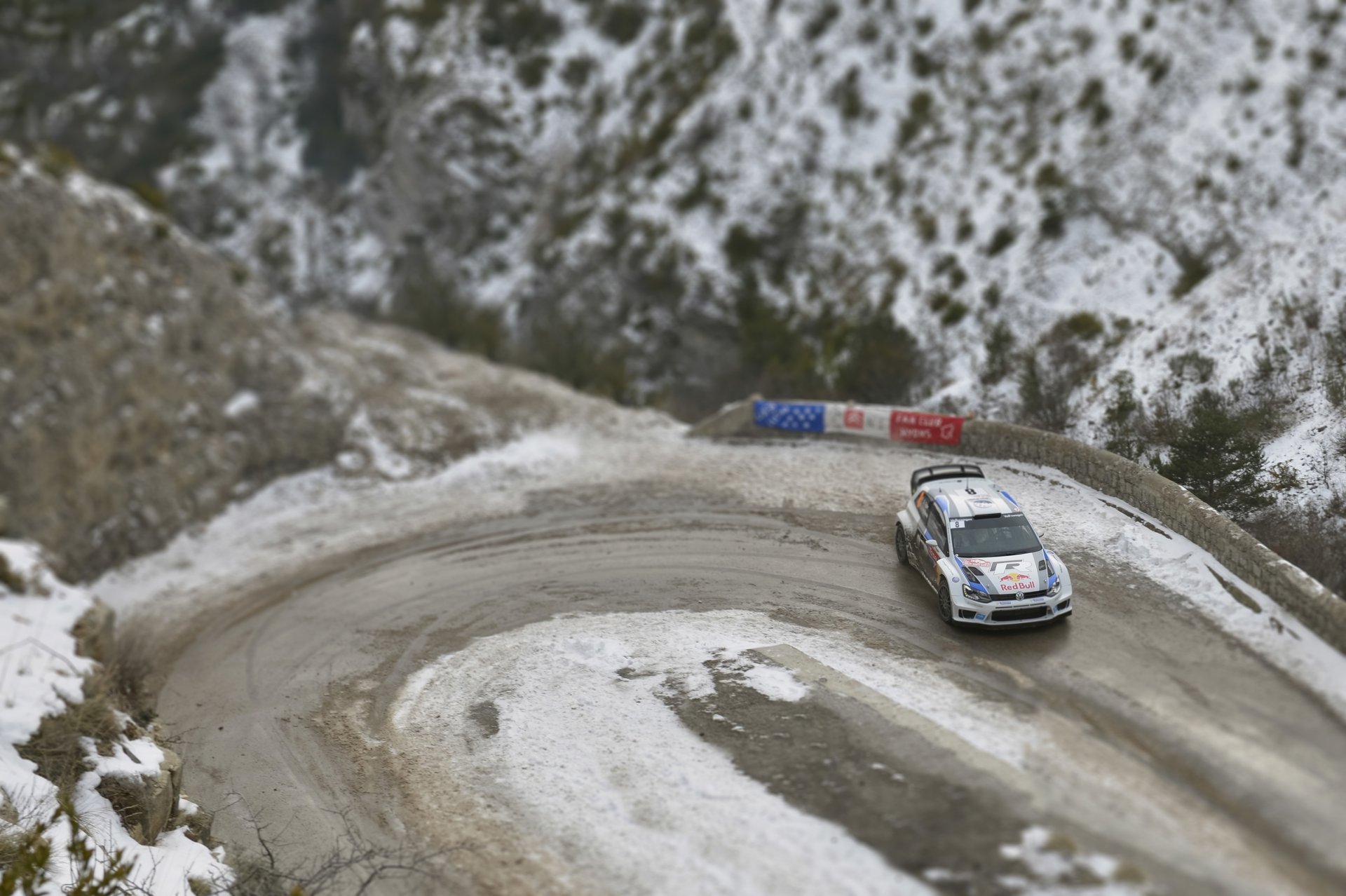 volkswagen polo wrc tilt- shift rally sebastien ogier julien ingrassia winter rotation