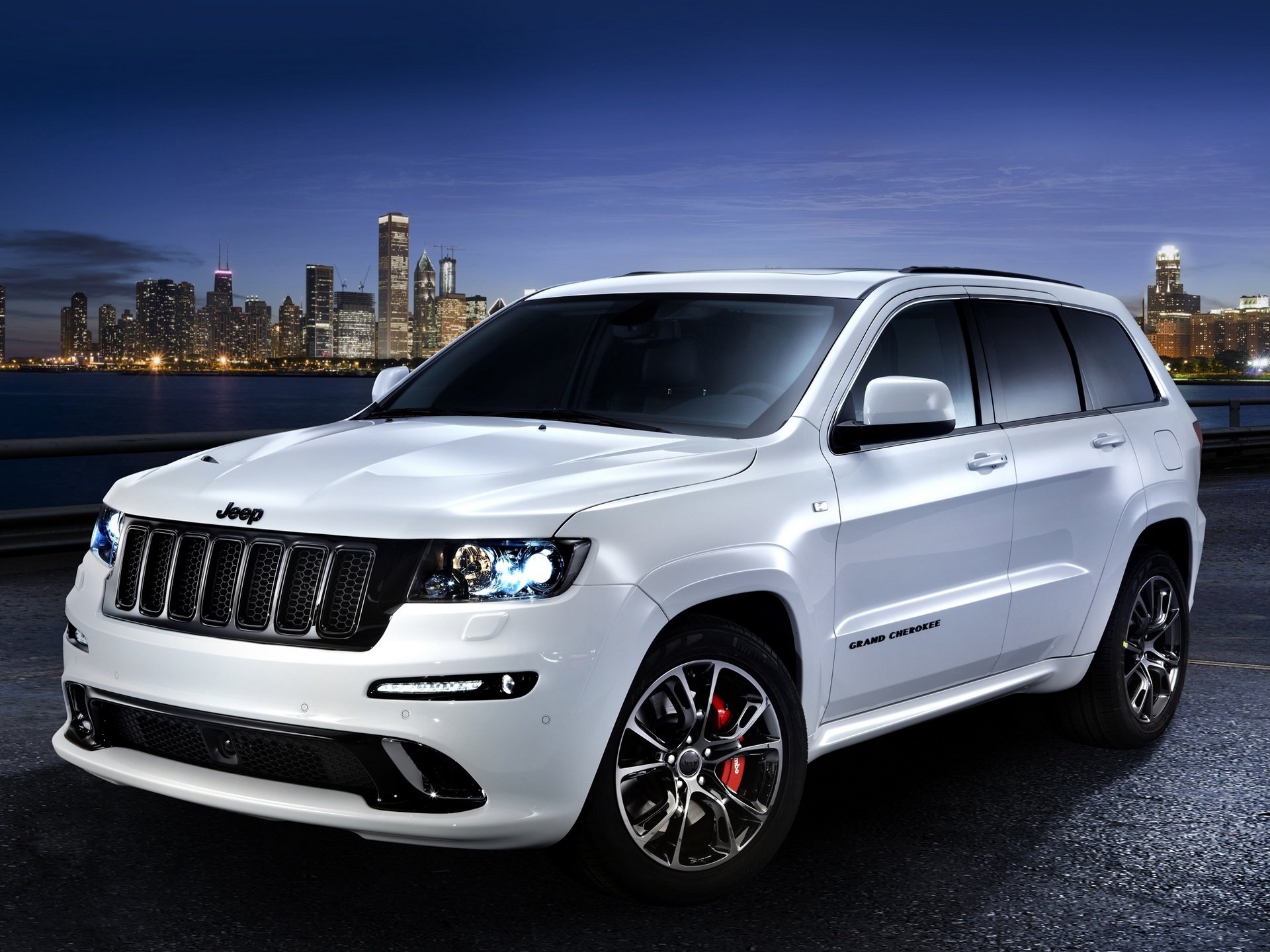 car wallpapers jeep grand cherokee srt8 & quot; limited edition & quot; vehicles jeep grand cherokee white beautiful machine night town