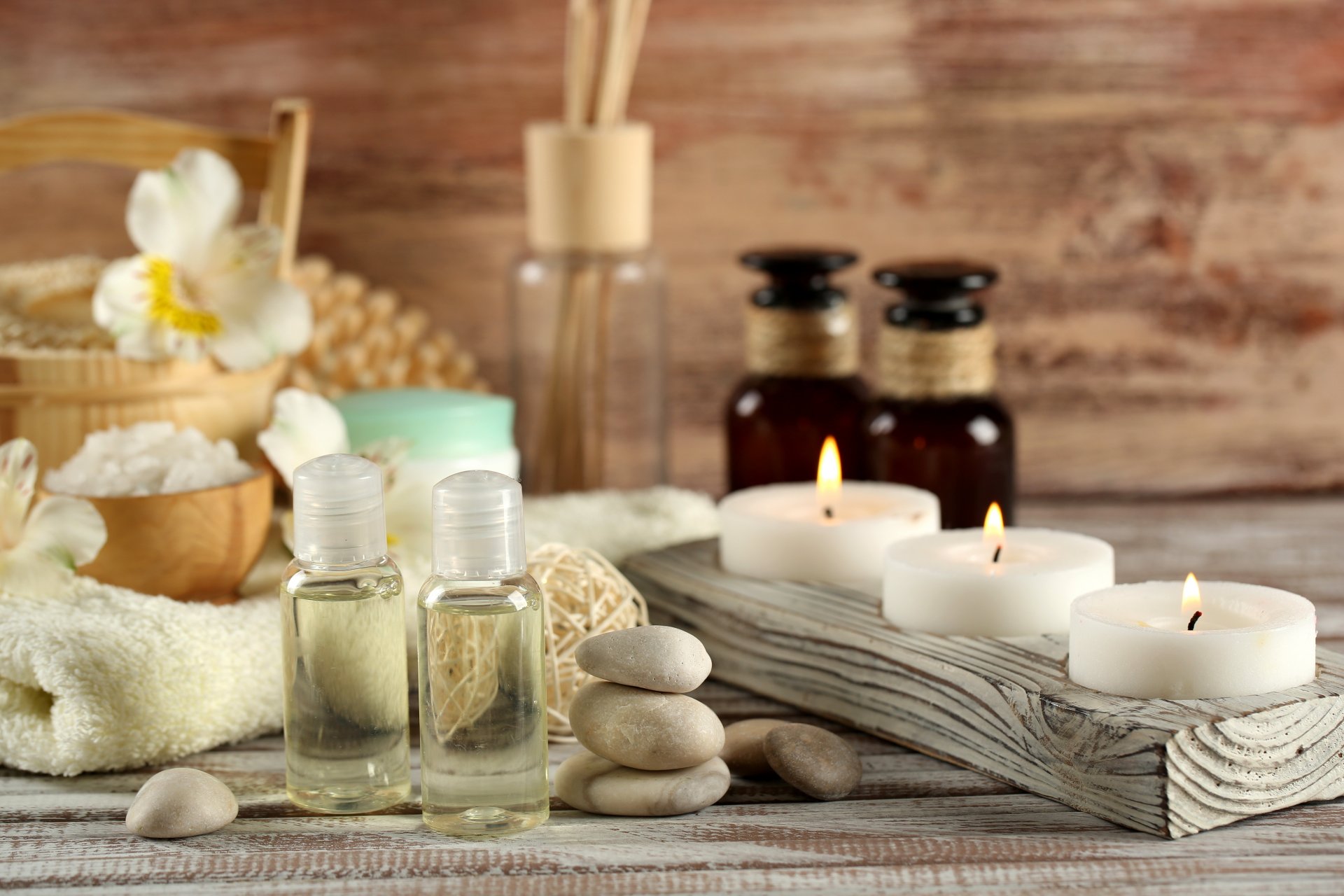 spa candles salt oil stones