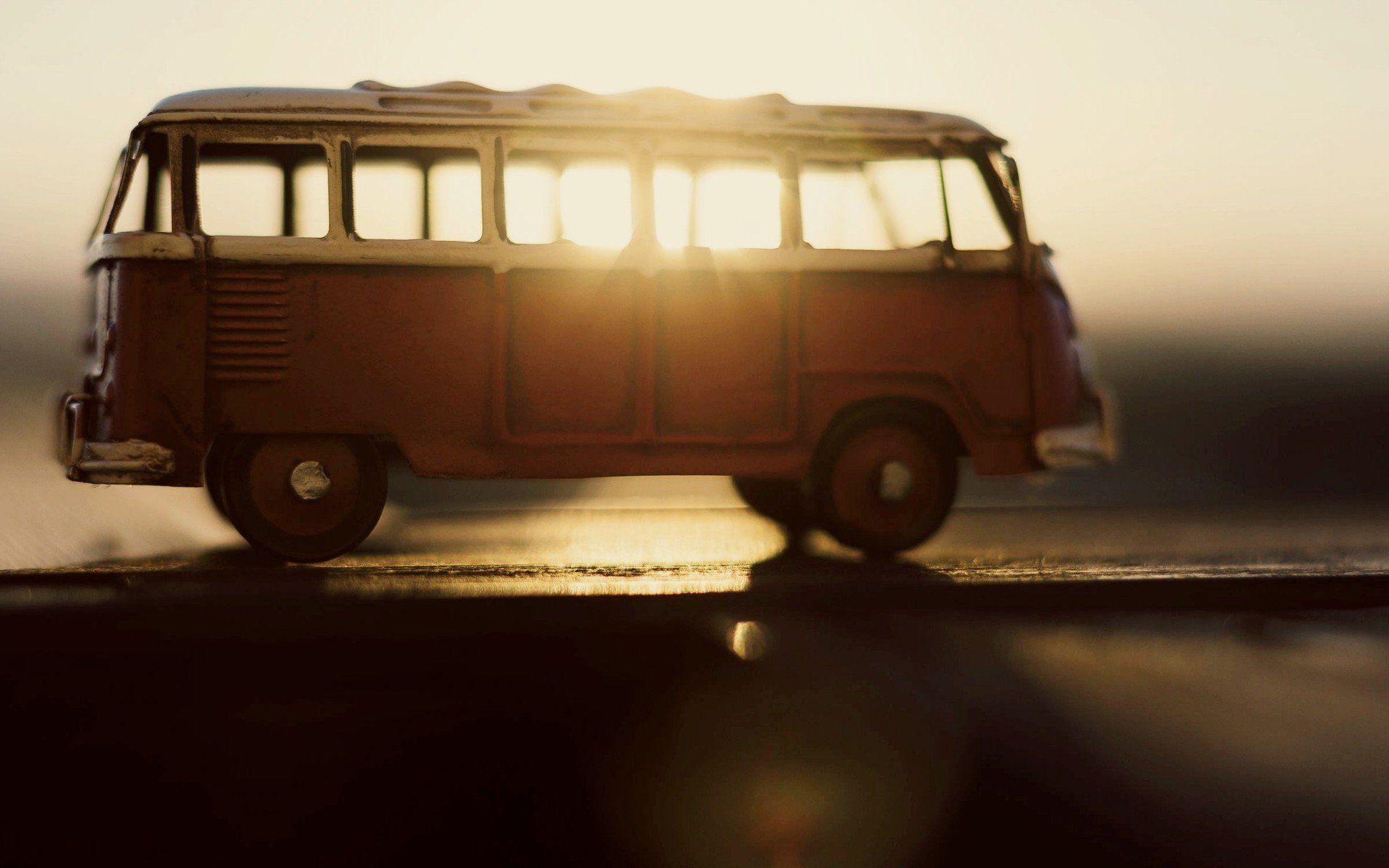 miscellaneous machine toys transportation bus blur sun rays background wallpaper widescreen full screen hd wallpapers fullscreen