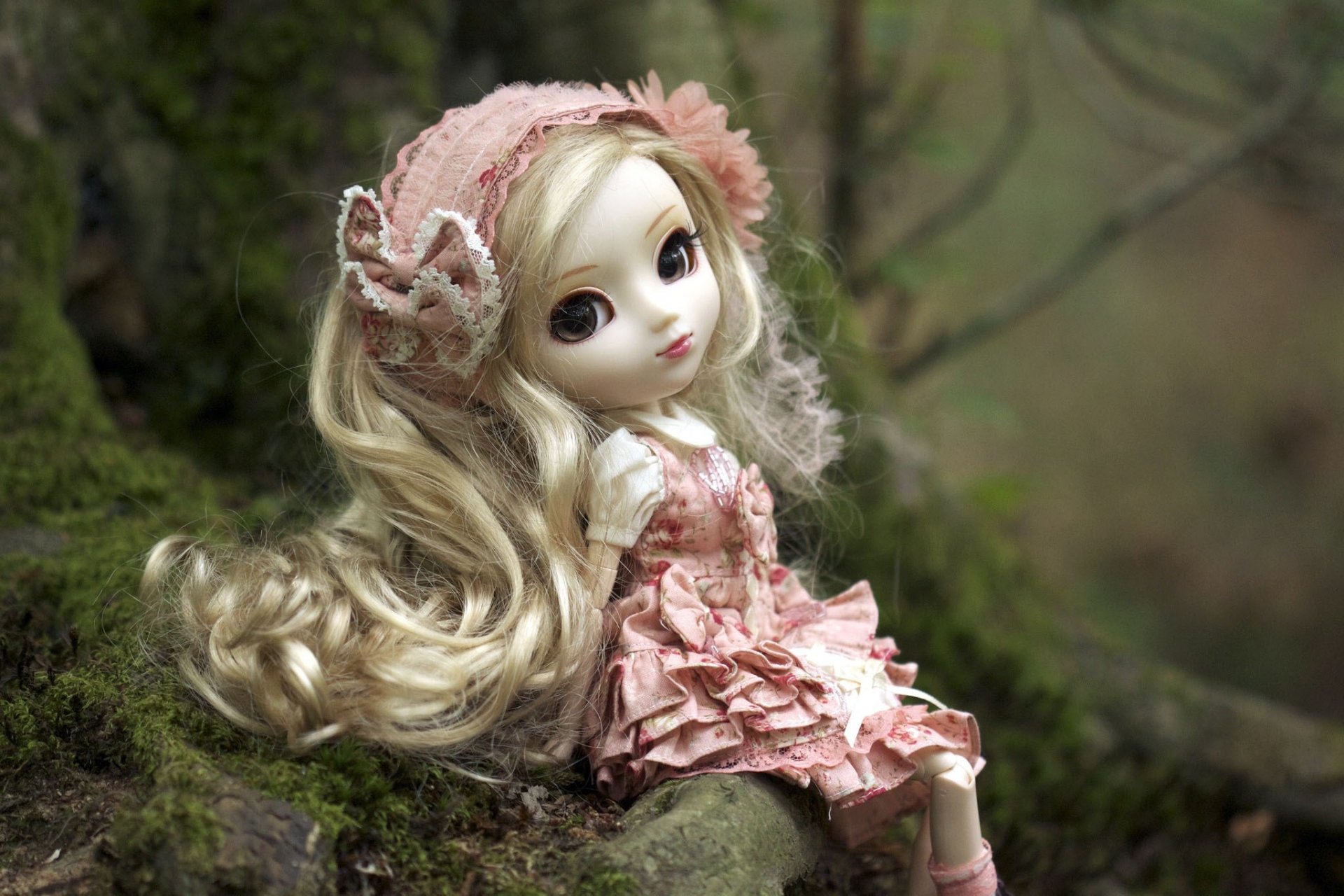 doll toys blonde sitting dress bandage nature