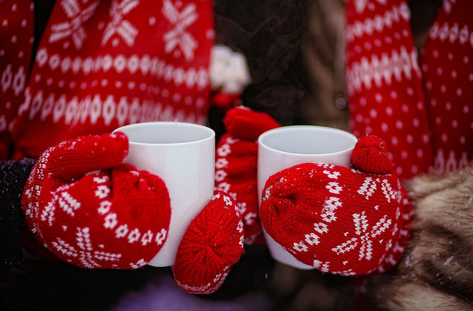 gloves cups tea red hands winter