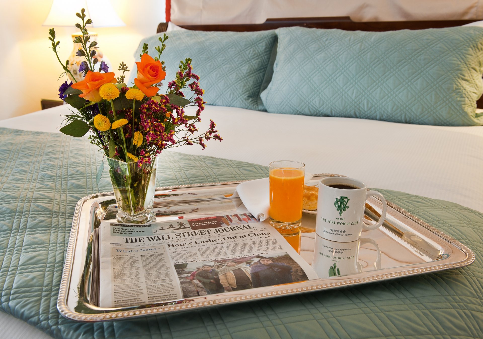 bed breakfast coffee