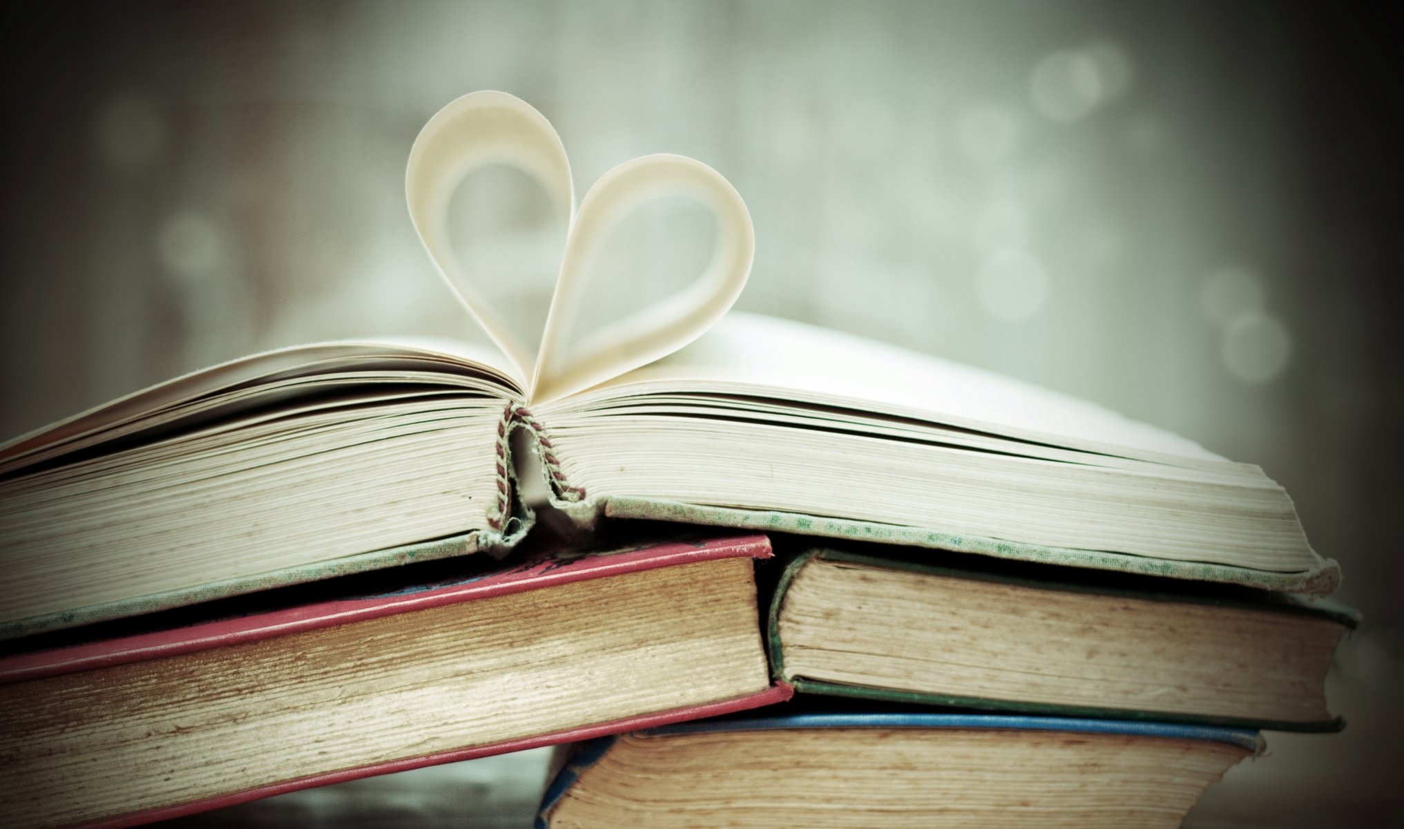 mood book book. books form heart background wallpaper widescreen full screen hd wallpapers fullscreen