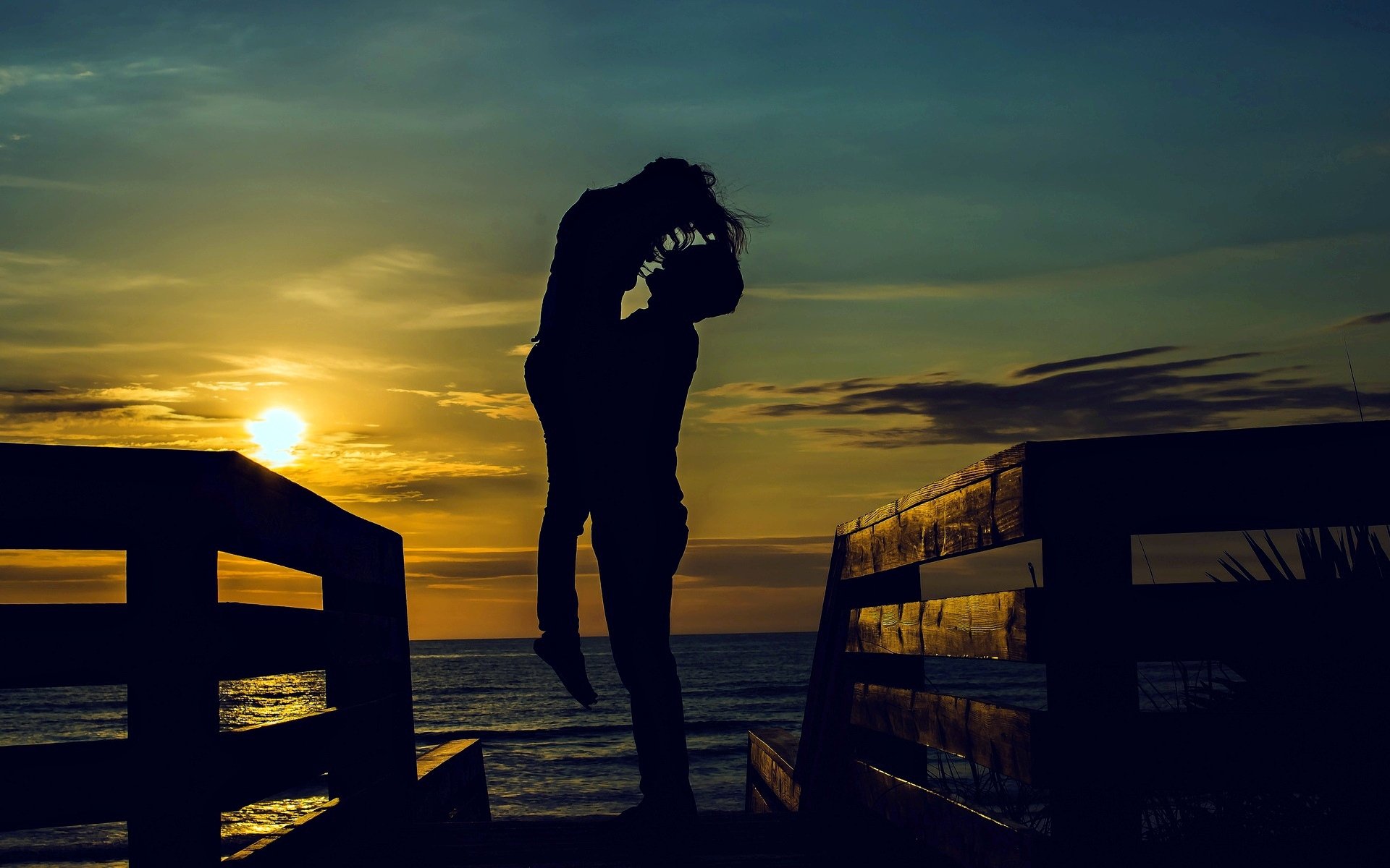 mood girl guy men a woman love feelings passion romance hug heat tender smile happiness silhouette sunset night sea river water sky sun background wallpaper widescreen full screen hd wallpapers wallpa