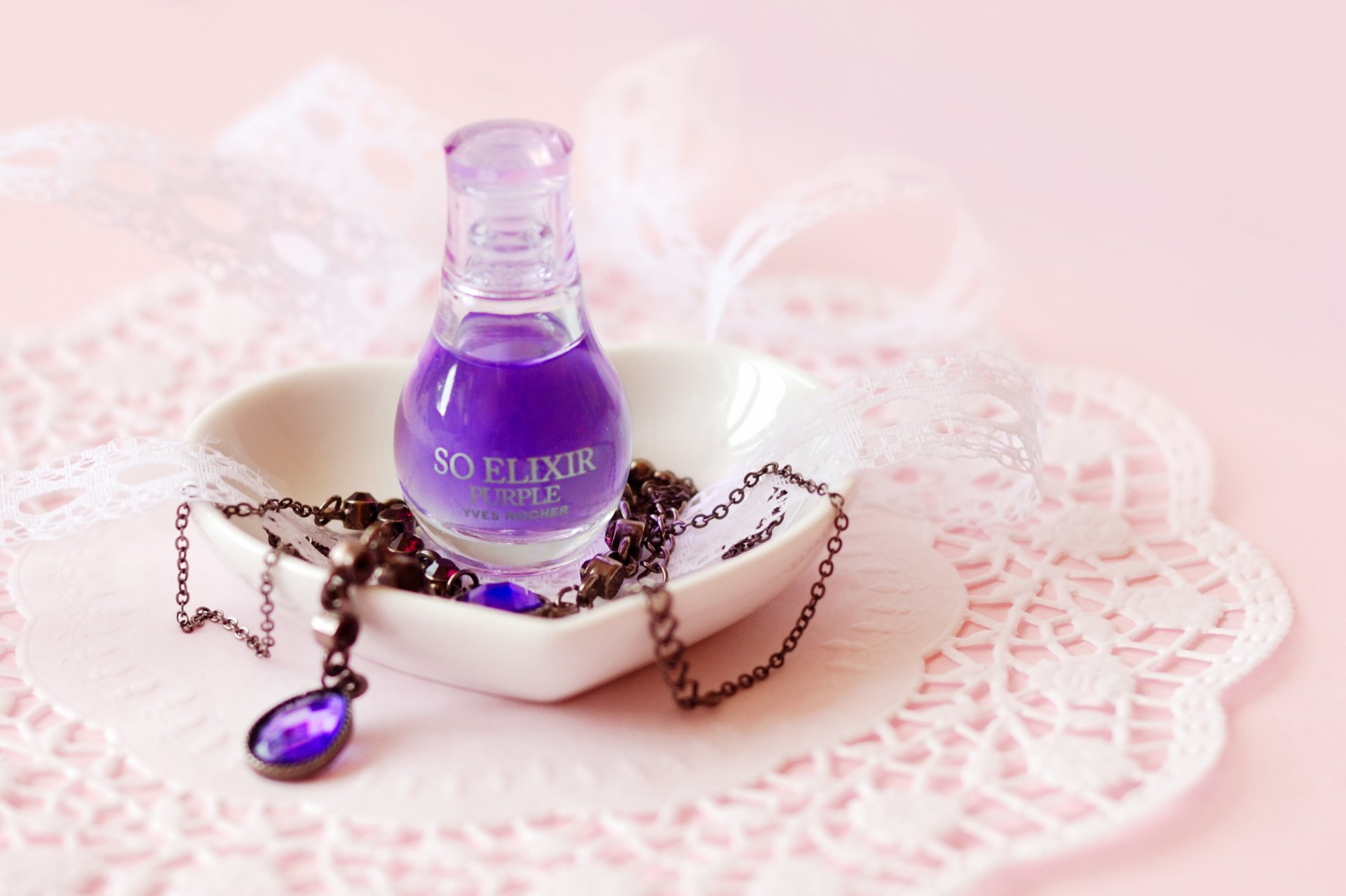 style decoration accessories string necklace purple stone elixir the liquid napkin lace background wallpaper wallpapers