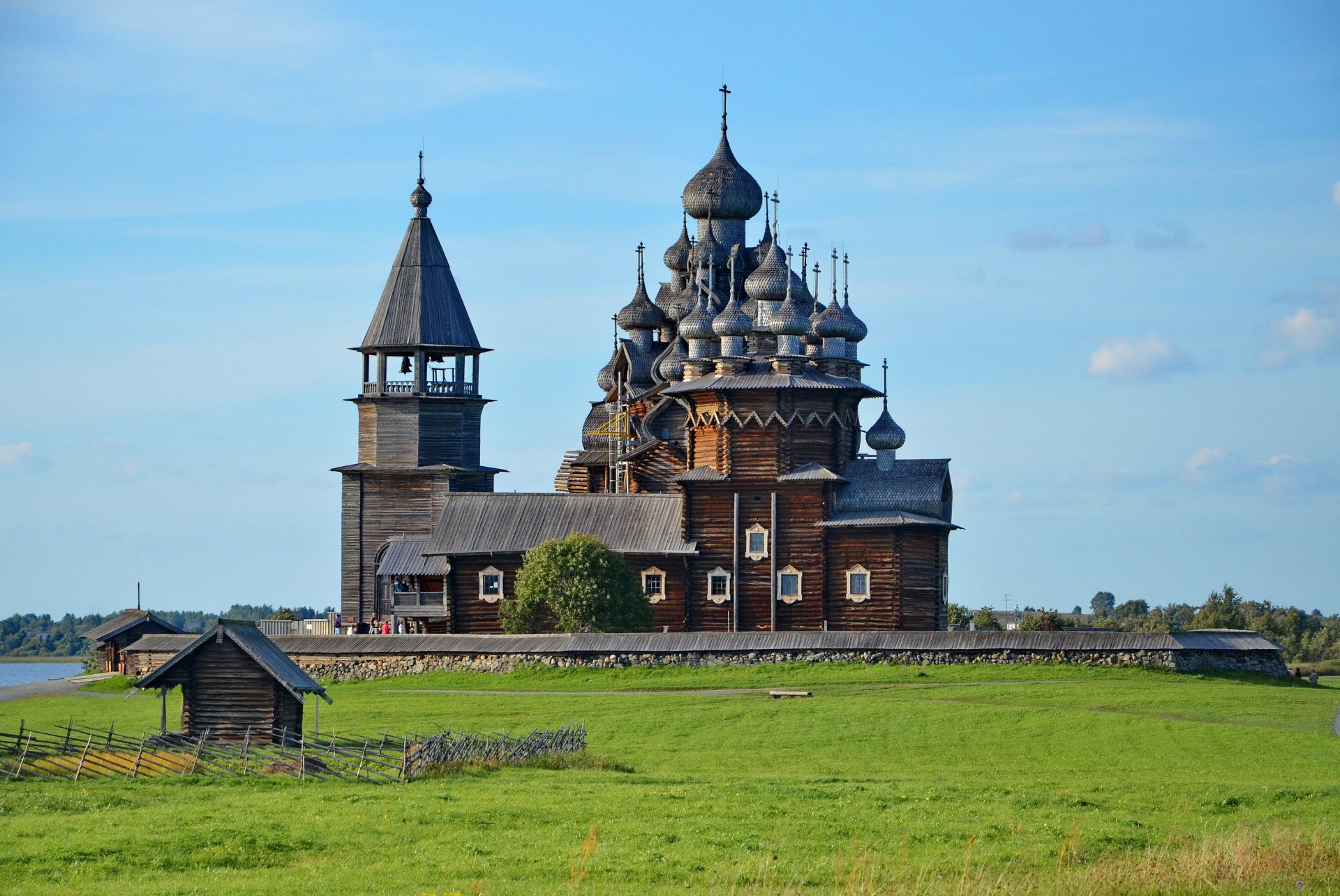 russia karelia kizhi kizhi pogost church of the dome island lake landscape