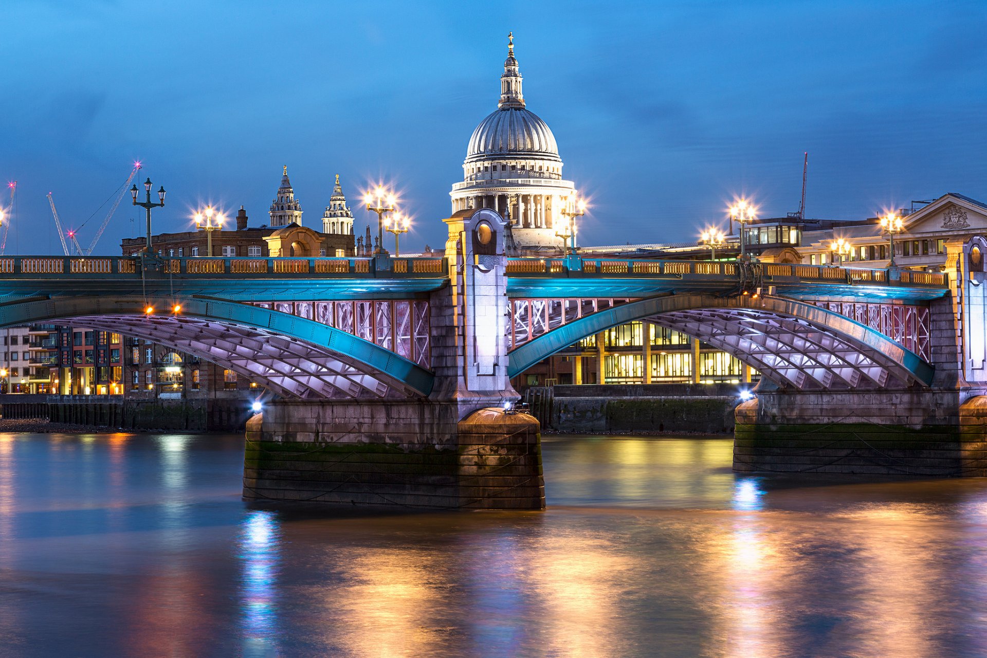 blackfriars bridge st. paul's cathedral london city capital england great britain united kingdom town night light lights lighting lamps house buildings river thames water reflection blue sky