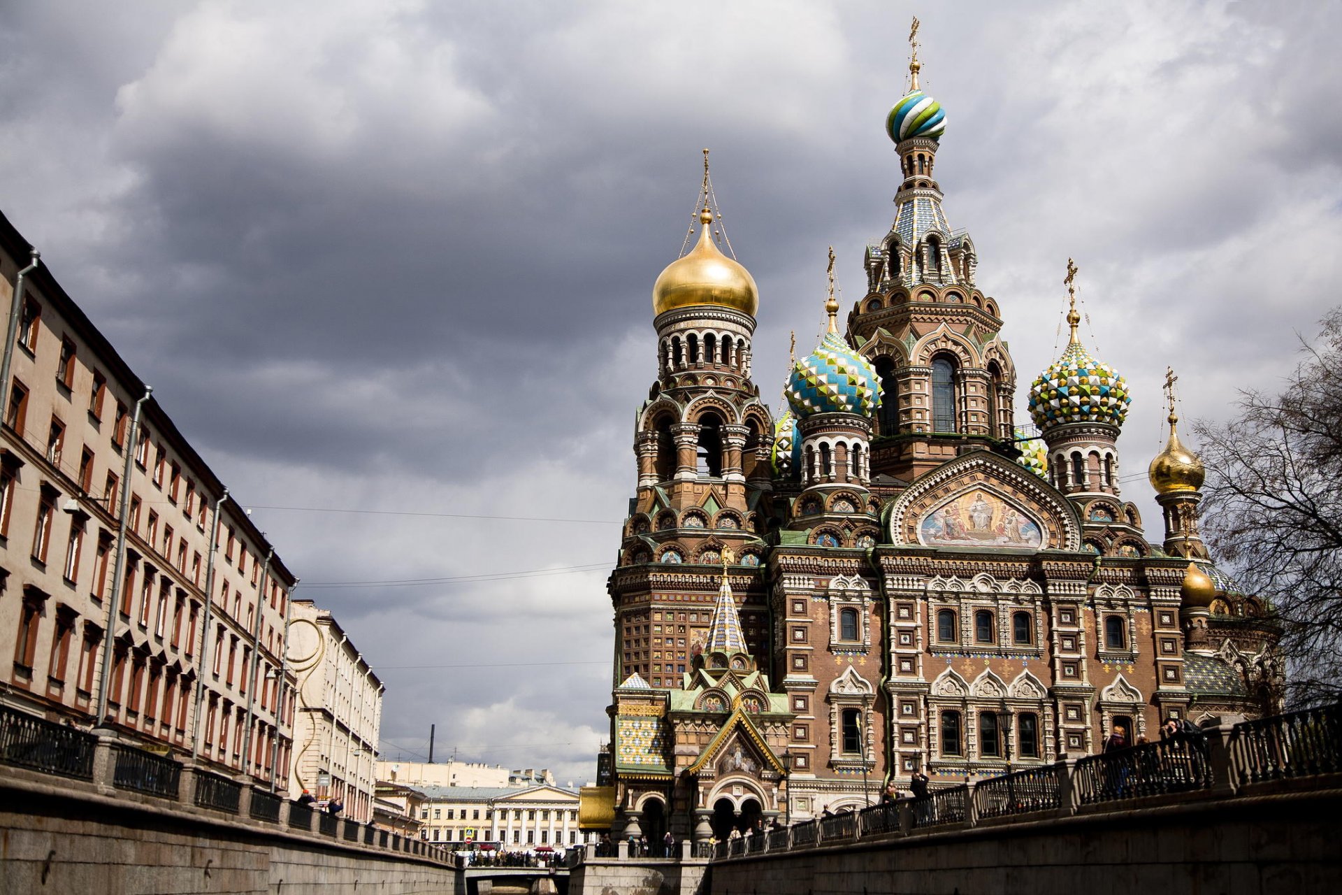 st. petersburg peter russia leningrad spb sky church of the savior on spilled blood