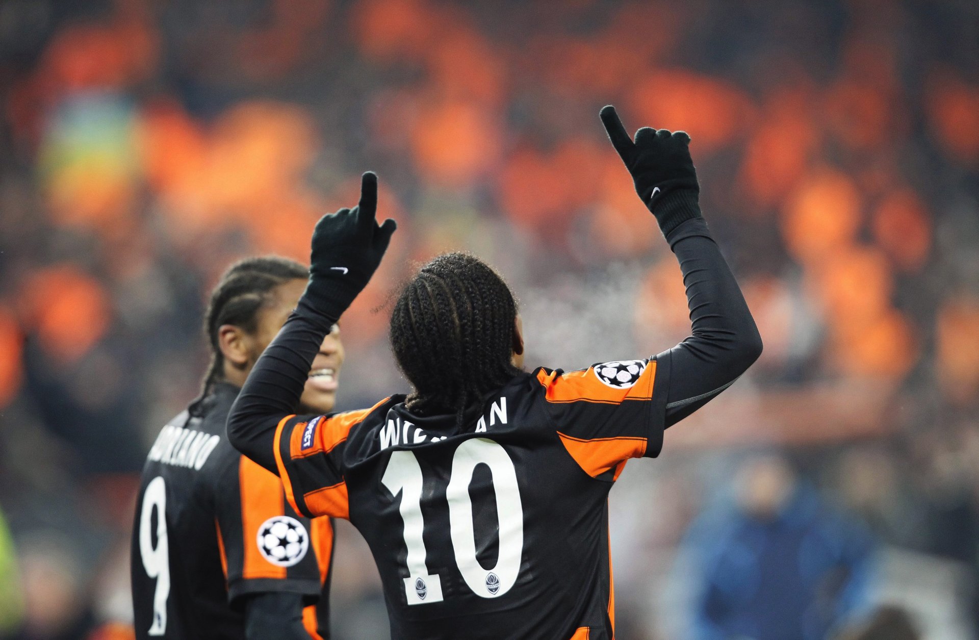 miner donetsk football willian luiz adriano sports