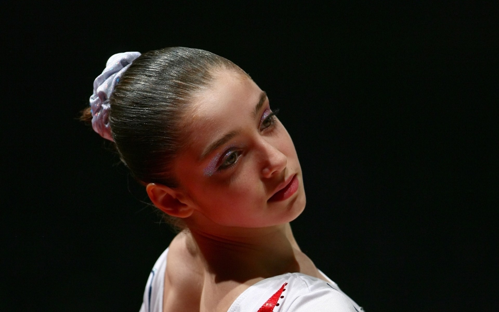 face girl gymnast background world champion athlete 2012 summer olympics aliya mustafina beauty london 2012 olympic champion