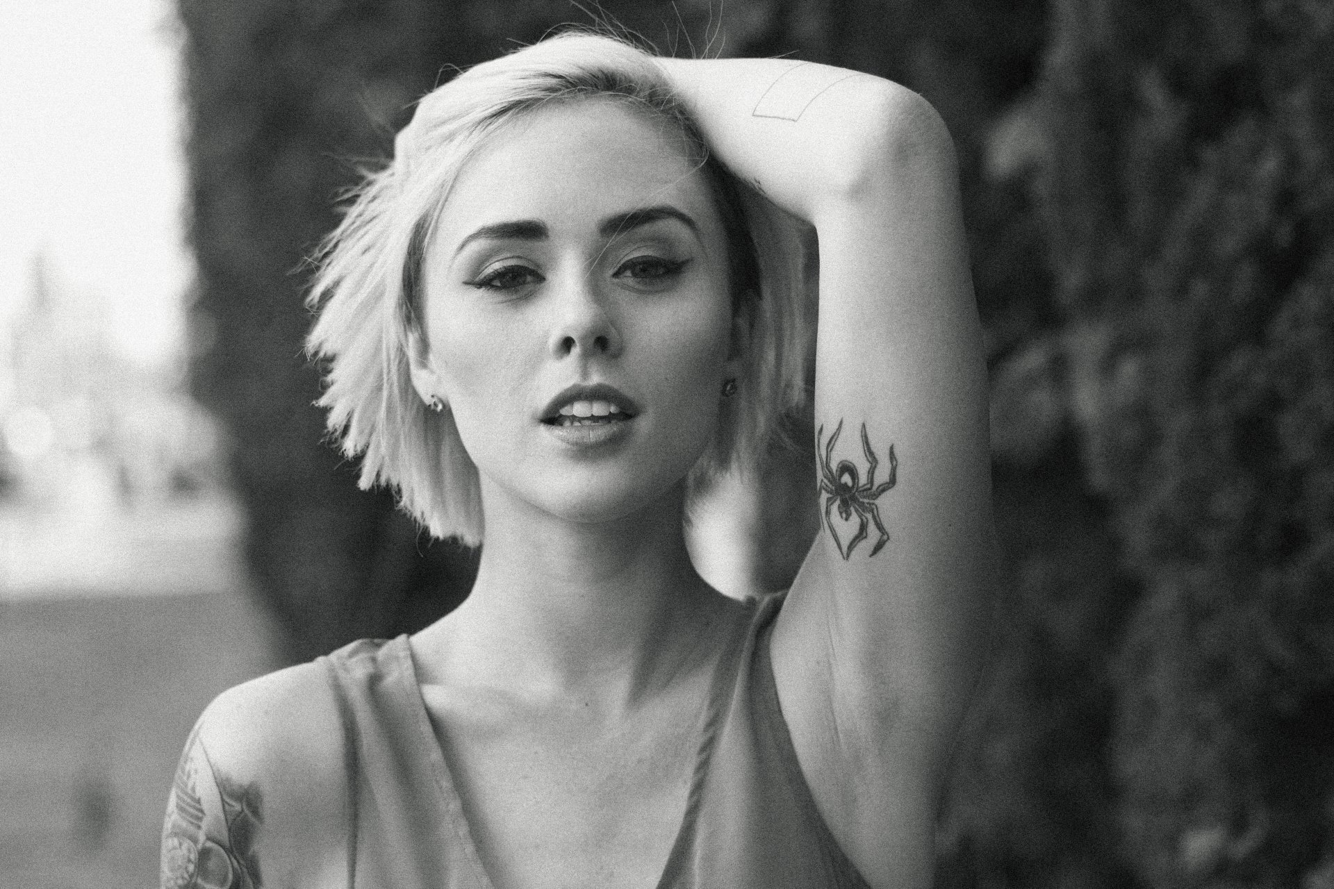 alysha nett blonde tattoo spider model sexy beautiful black and white b/w blouse girl woman female earrings