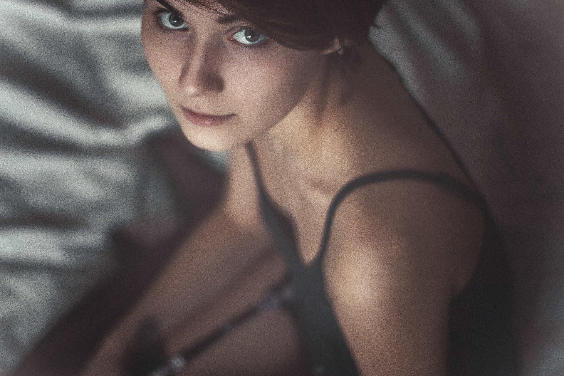 girl bed the body gorgeous model brunette danni kalifornia sweetheart babe posing on the look magic brown beautiful eyes long hair lips attractive body abdomen chest legs perfect big tits boobs breast