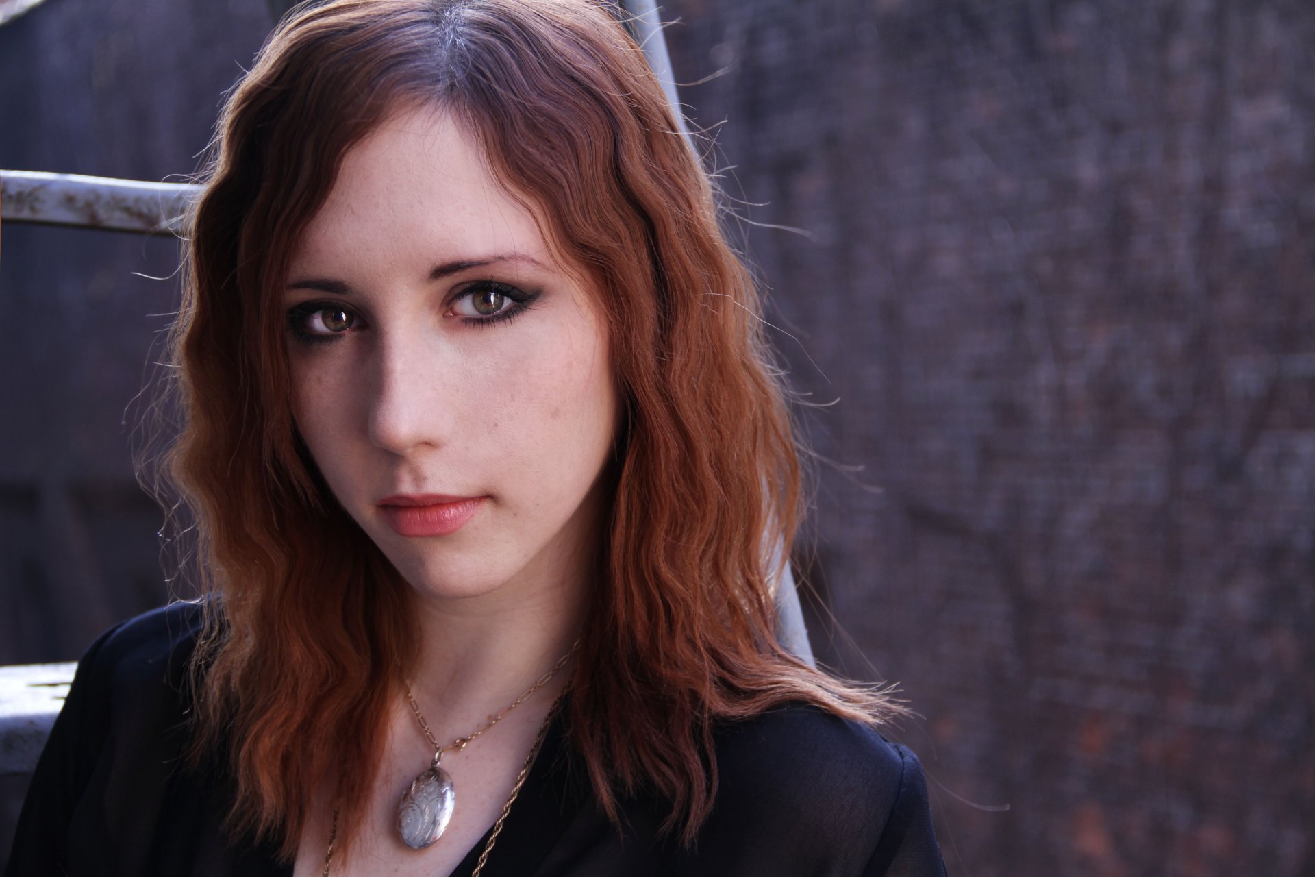 stephanie van rijn girl red eyes lips locks pendant